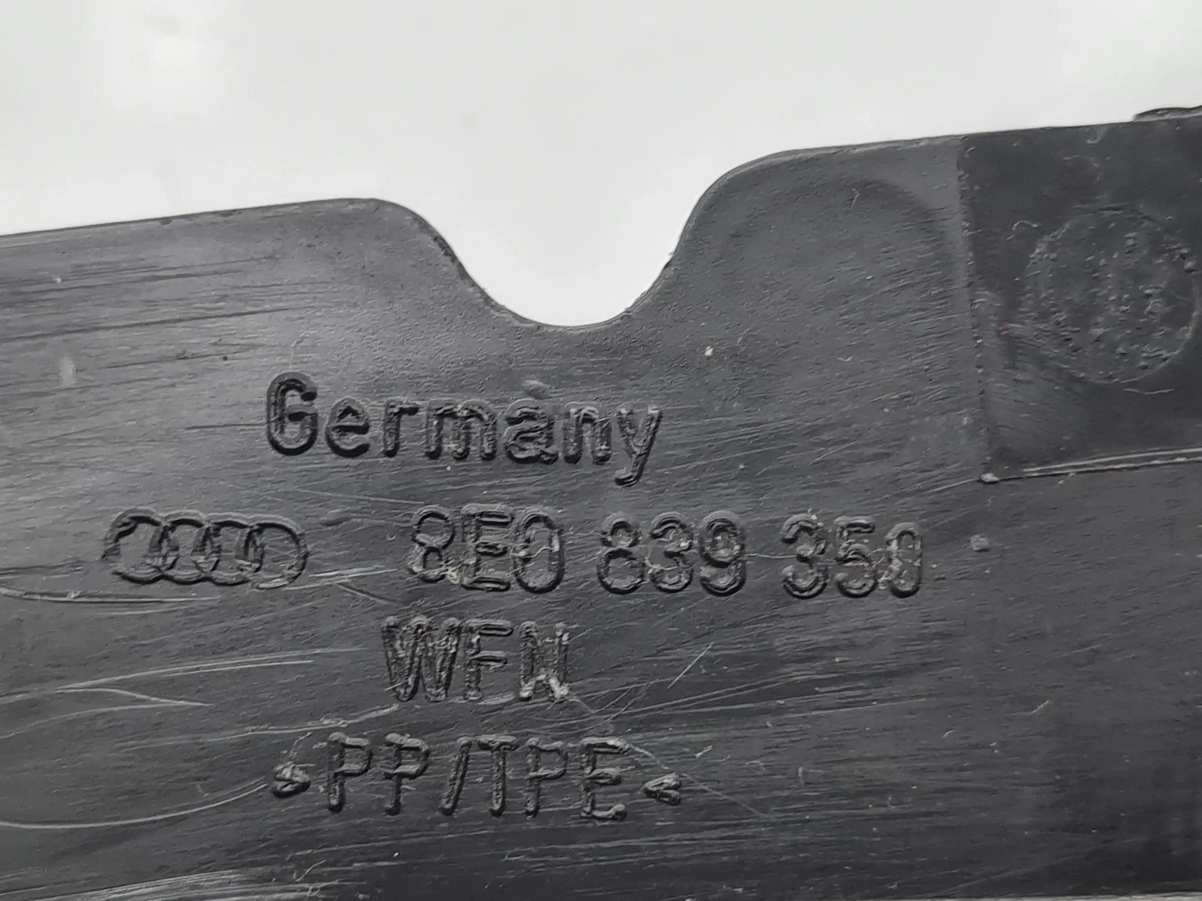 Original Audi A4 (8E/B6/B7) Abdeckung Türschloss Rechts/Hinten 8E0839351