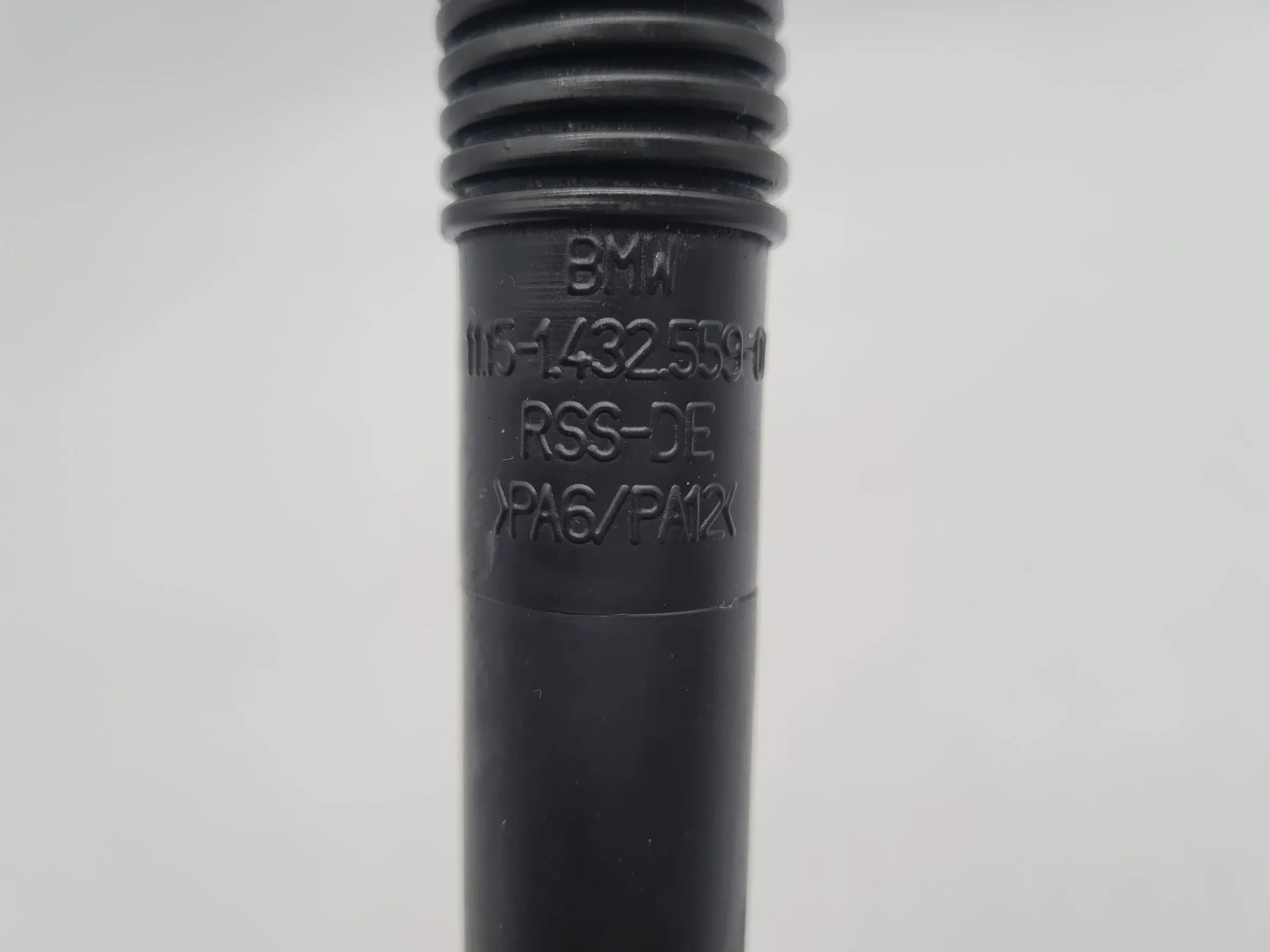Original BMW E46/E39/E60/M52/M54 Entlüftungsschlauch 11.15-1432559-07