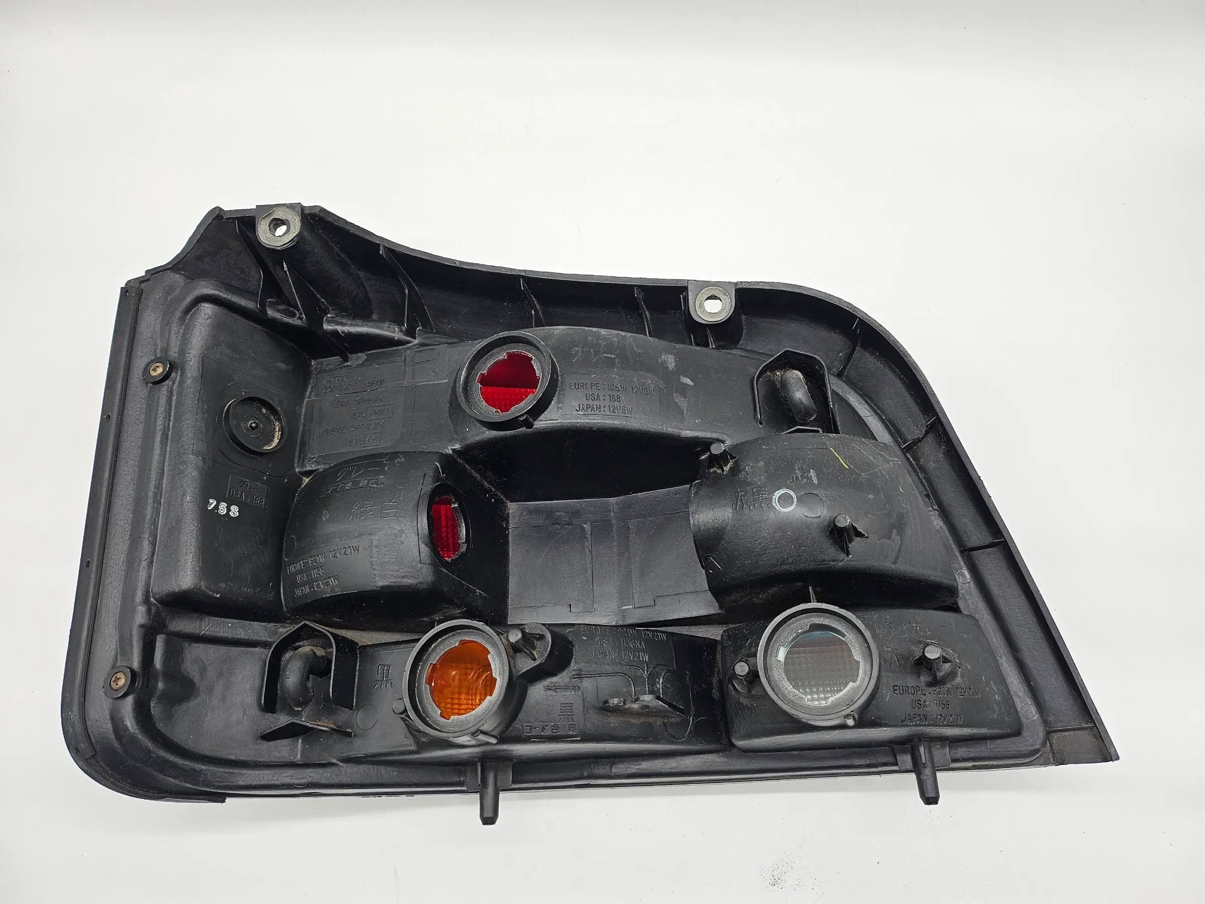 Suzuki Baleno BJ 1997 Farolim Traseiro Direito 220-32018