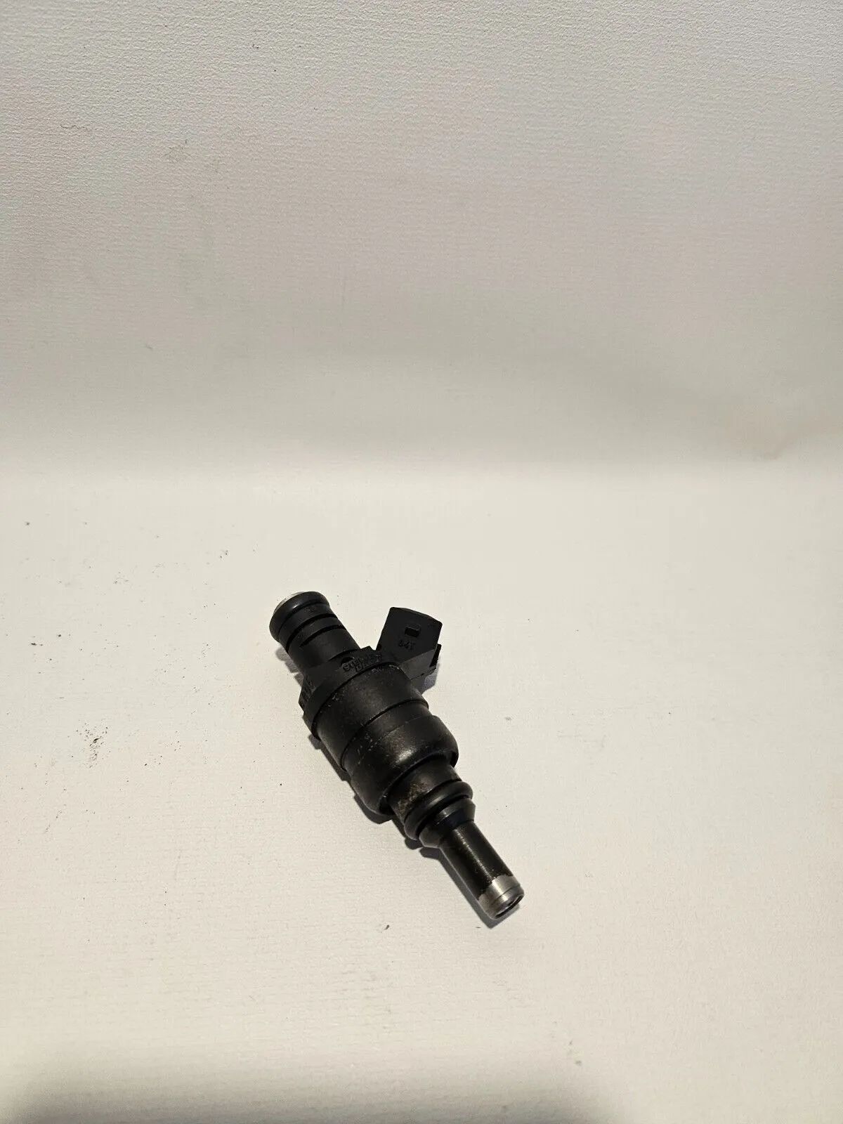 Original BMW 5 (E60) fuel injector nozzle petrol M54226S1 M54B22 142724