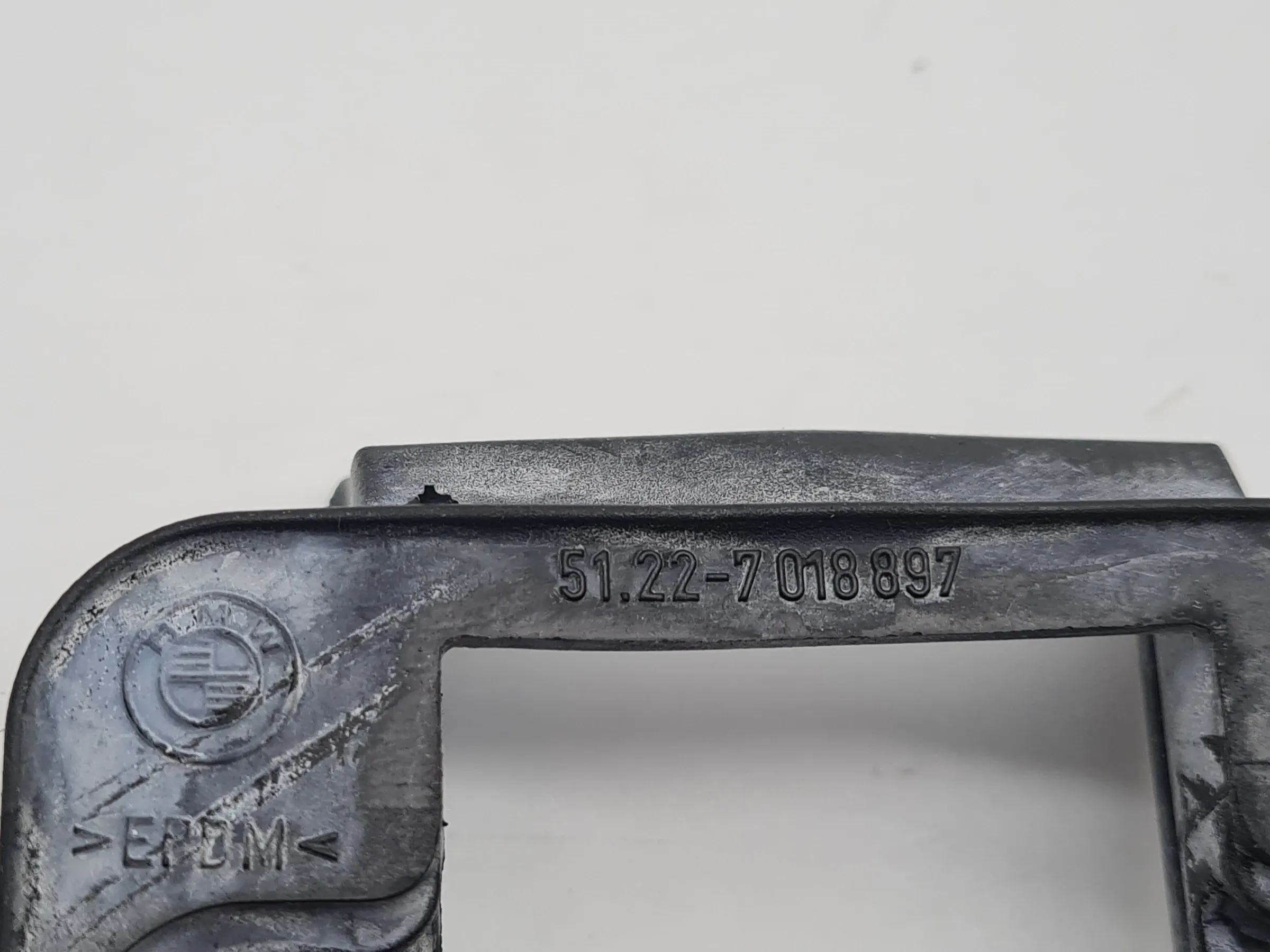 Original BMW X5 (E53) Türstopband Scharnier Dichtung Hinten L 7018897