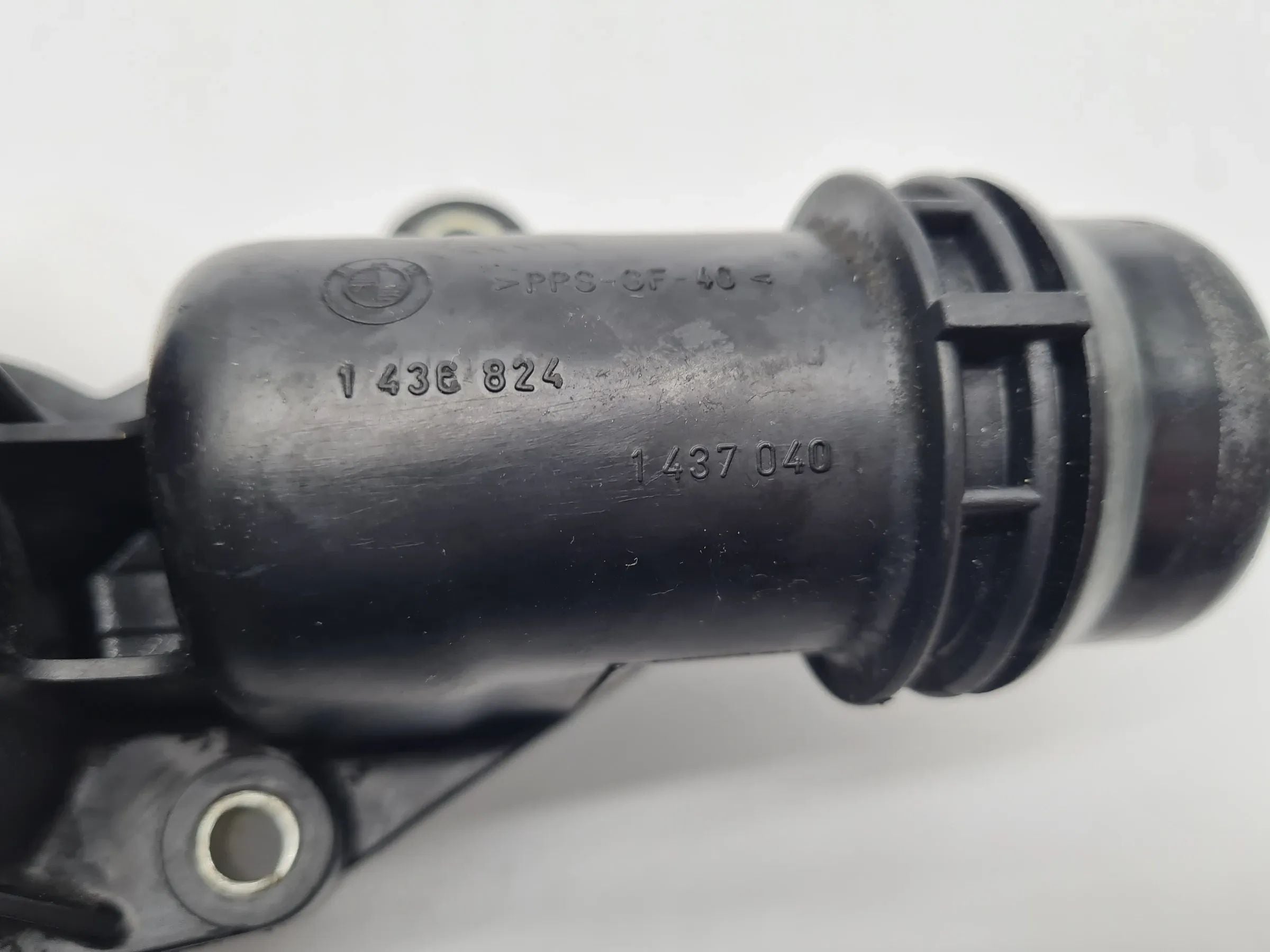 Original BMW (E39 E46 E60 E65 E53 E83 E36) Wasserflansch Thermostat 1436824