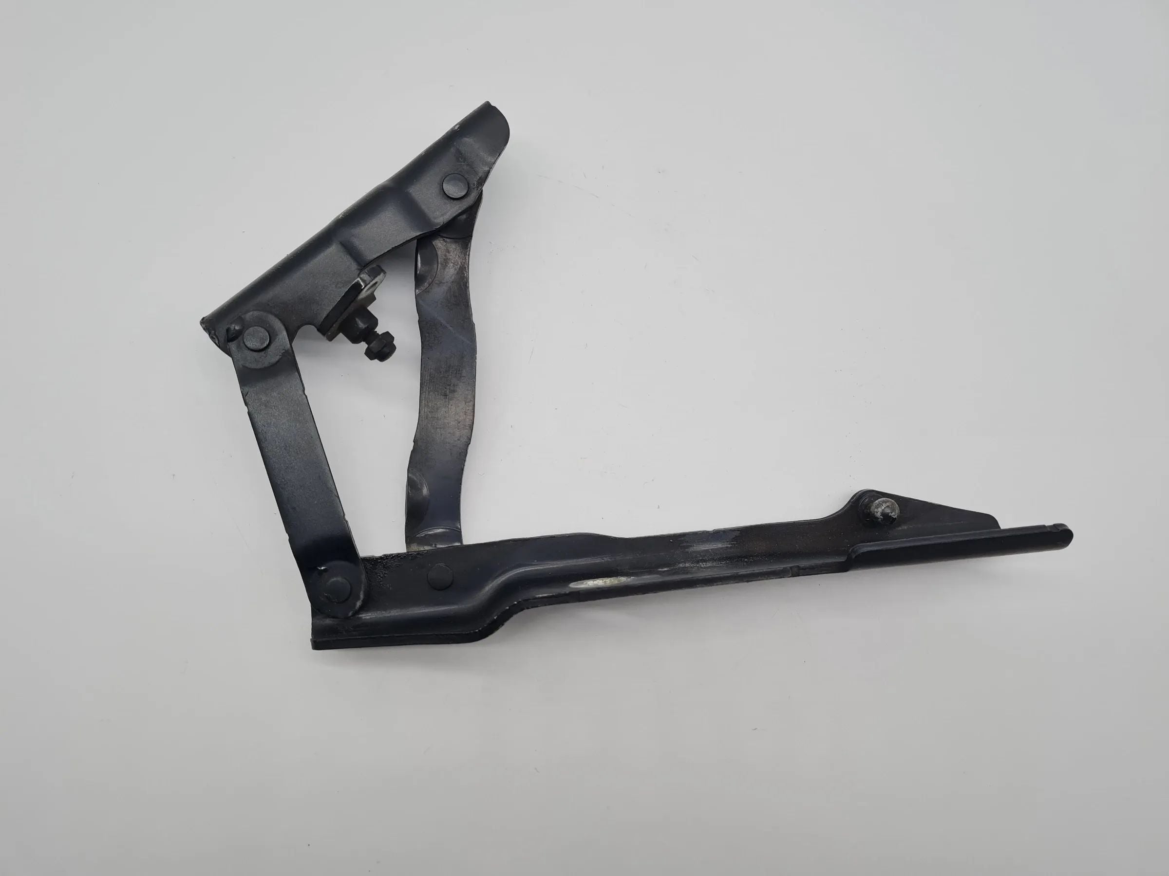 Original BMW 5er (E60/E61) Scharnier Motorhaube Vorne Rechts 41.61-7 008 728