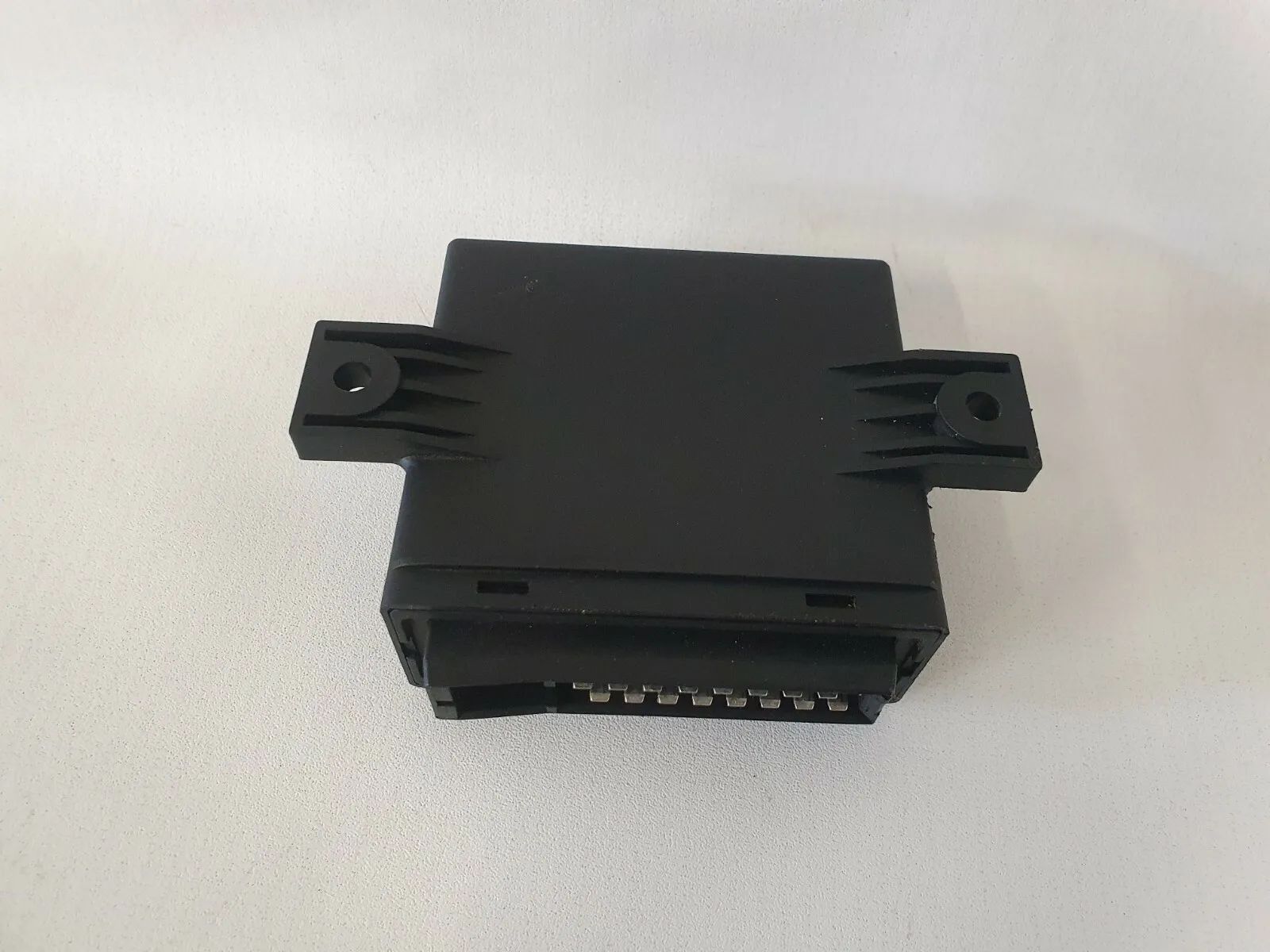 оригинальный блок управления двигателем OPEL OMEGA B CARAVAN (21_, 22_, 23_) 2.0 16V 90451202