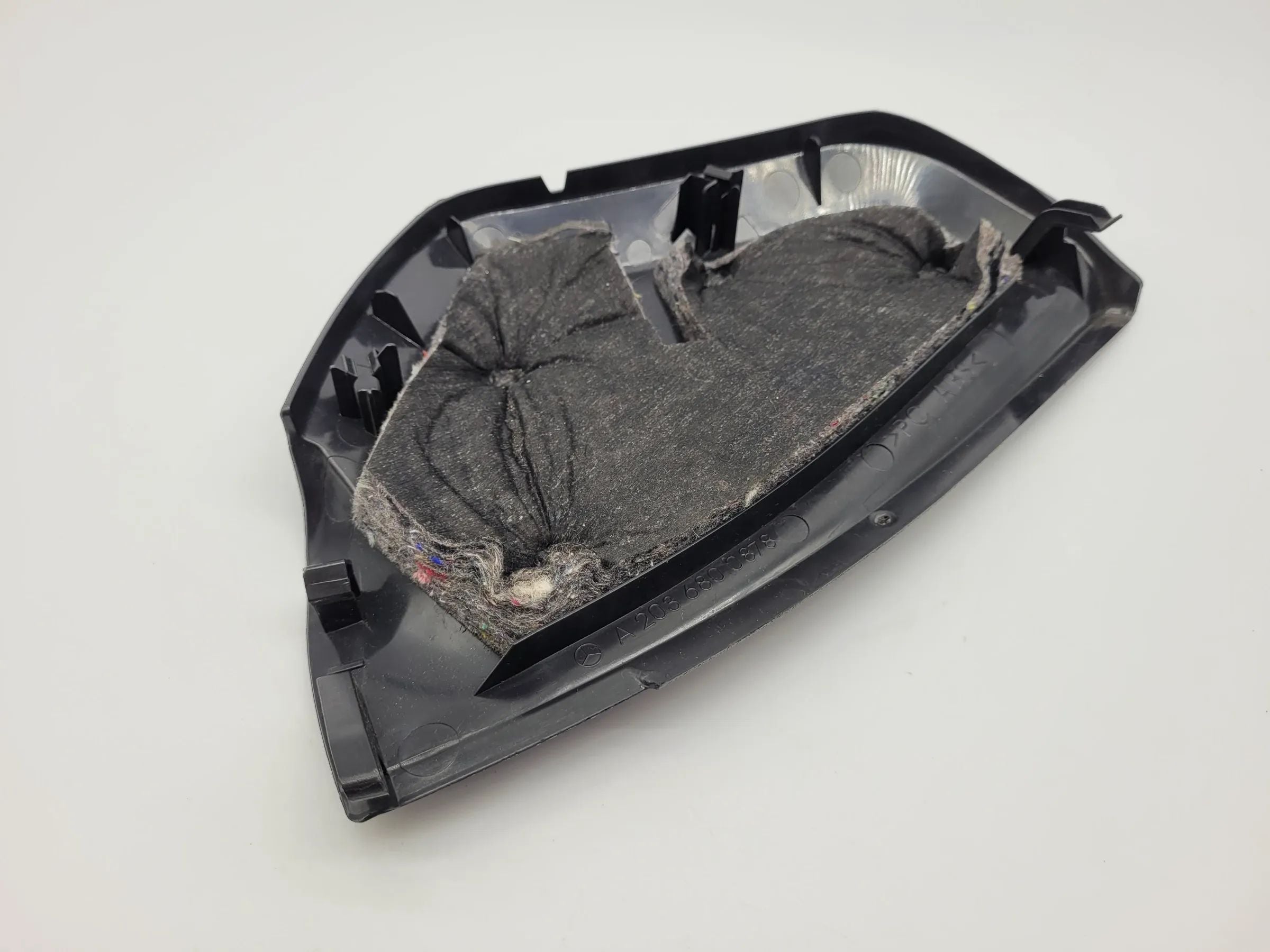 Original Mercedes-Benz C-Klasse Abdeckung Armaturenbrett Rechts A2036800878