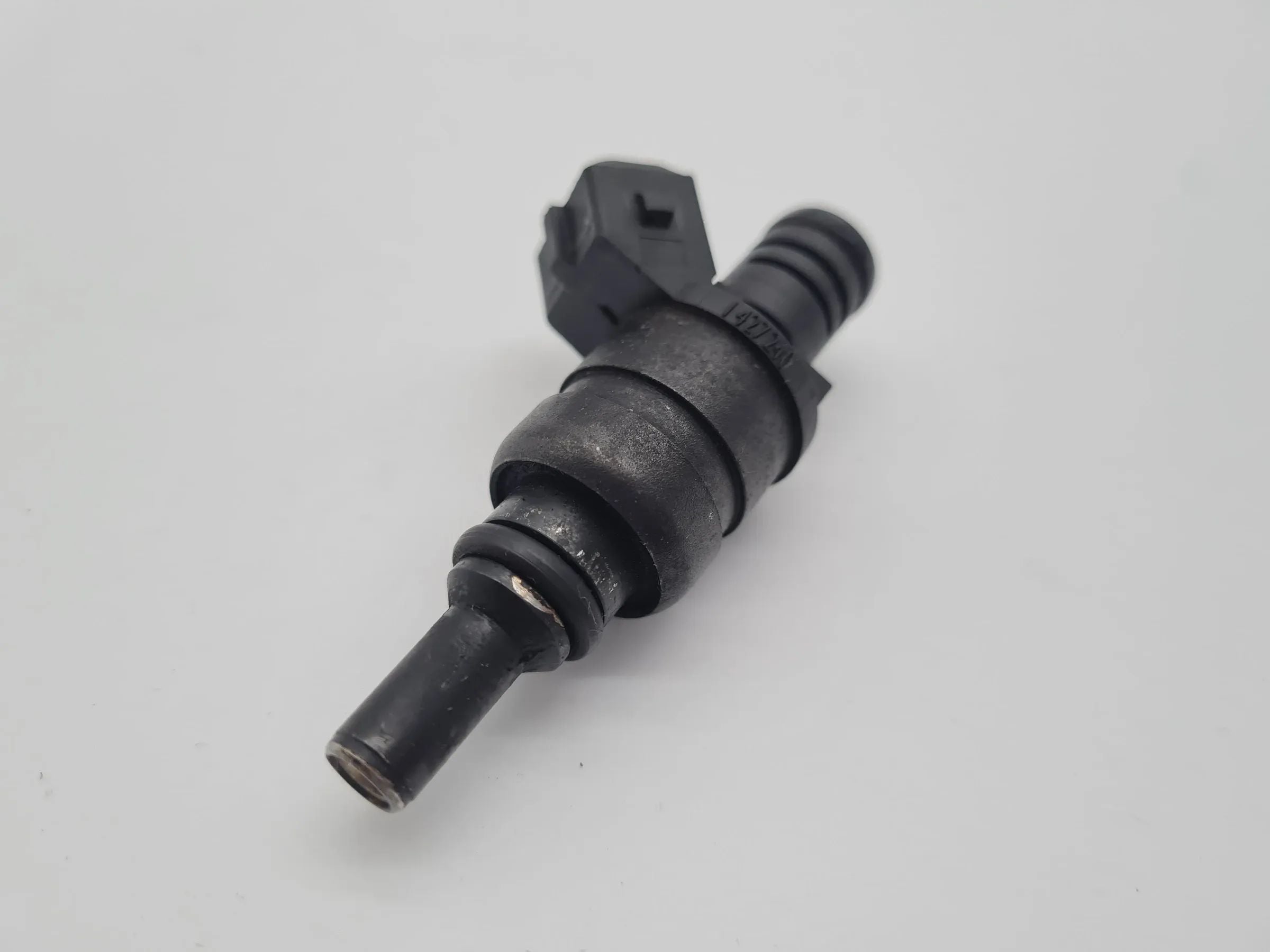 BMW 3er/5er (E46:320-328, E39:520 525, Z3 Z4) Einspritzdüse 1427240