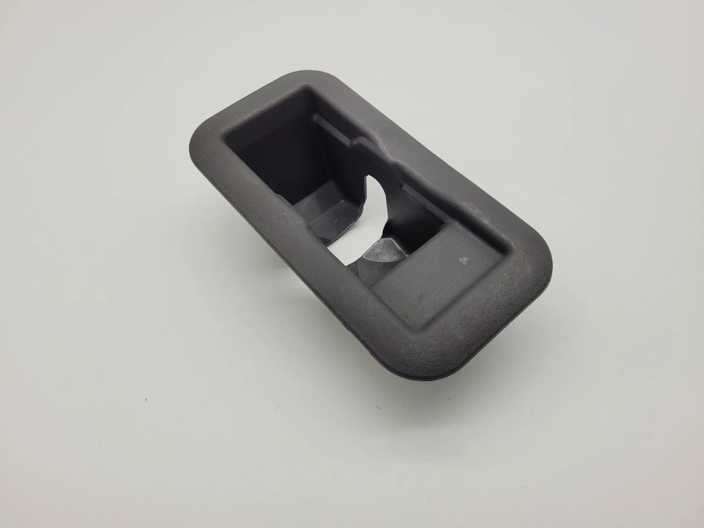 Original Mercedes Benz A-Klasse W168 Sitzbefestigung Abdeckung A1686840718