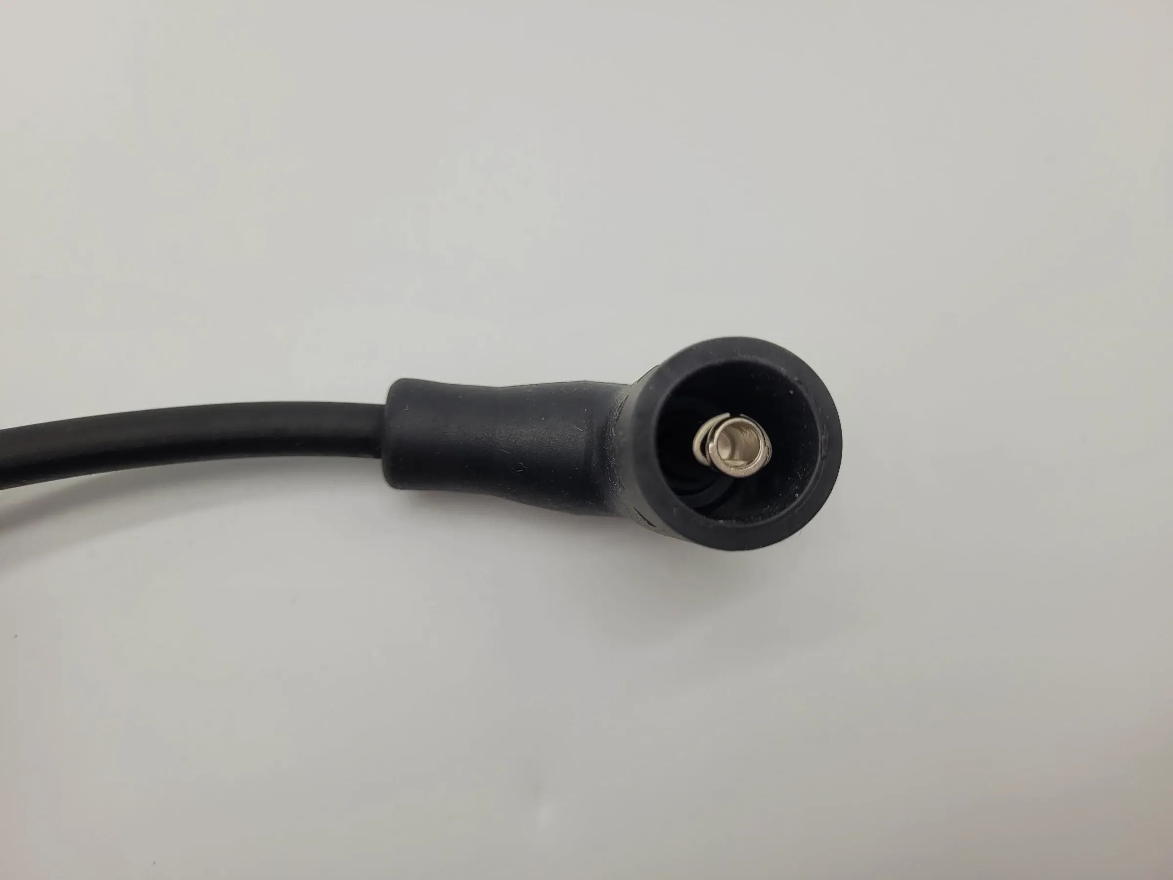 Original Audi A4/A6 VW Passat Zündkabel Zylinder 5 06A035255A / 13299/5