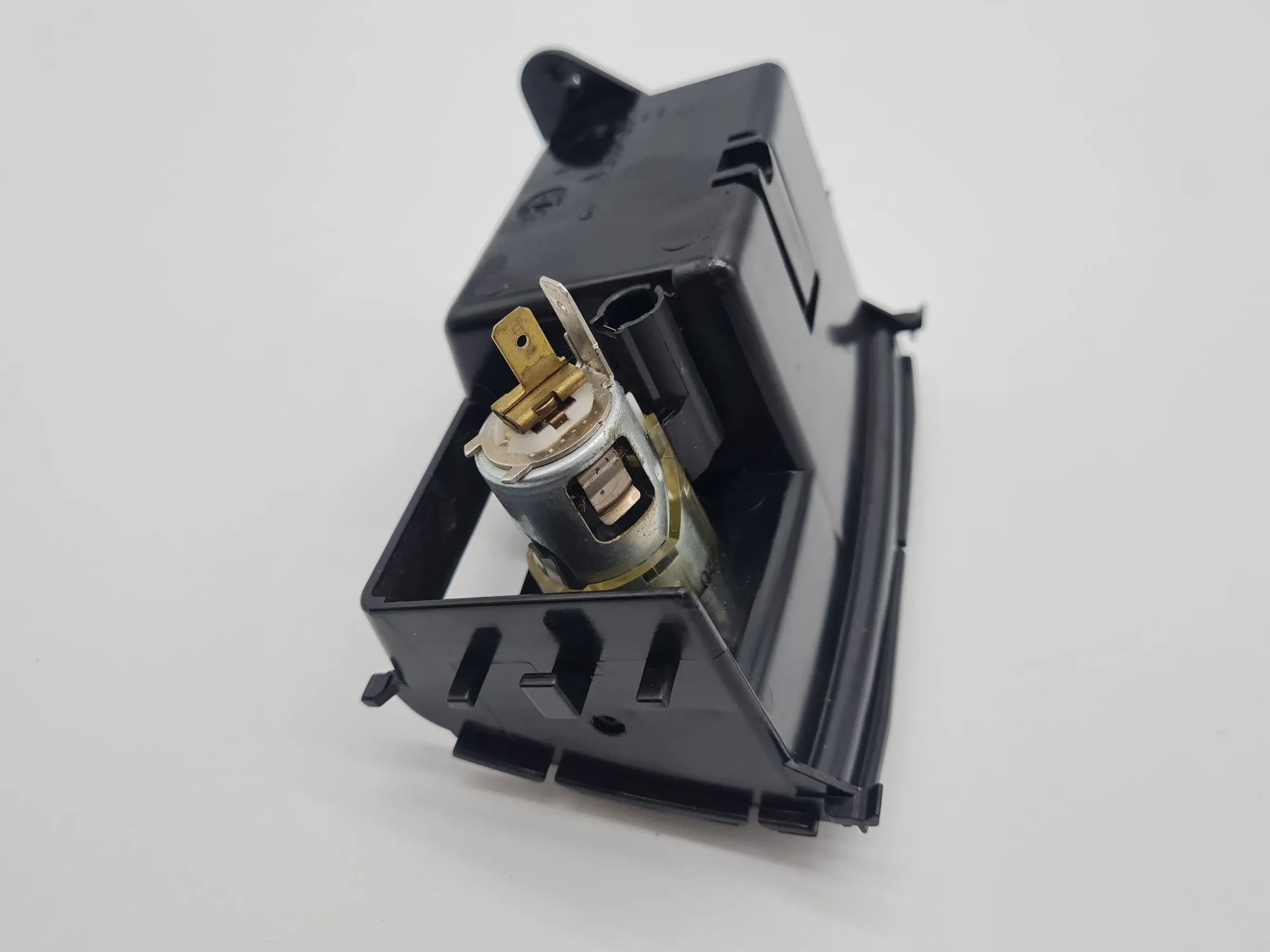 Original Mercedes-Benz A-Klasse (W168) Aschenbecher / Schaltknauf A1688100133