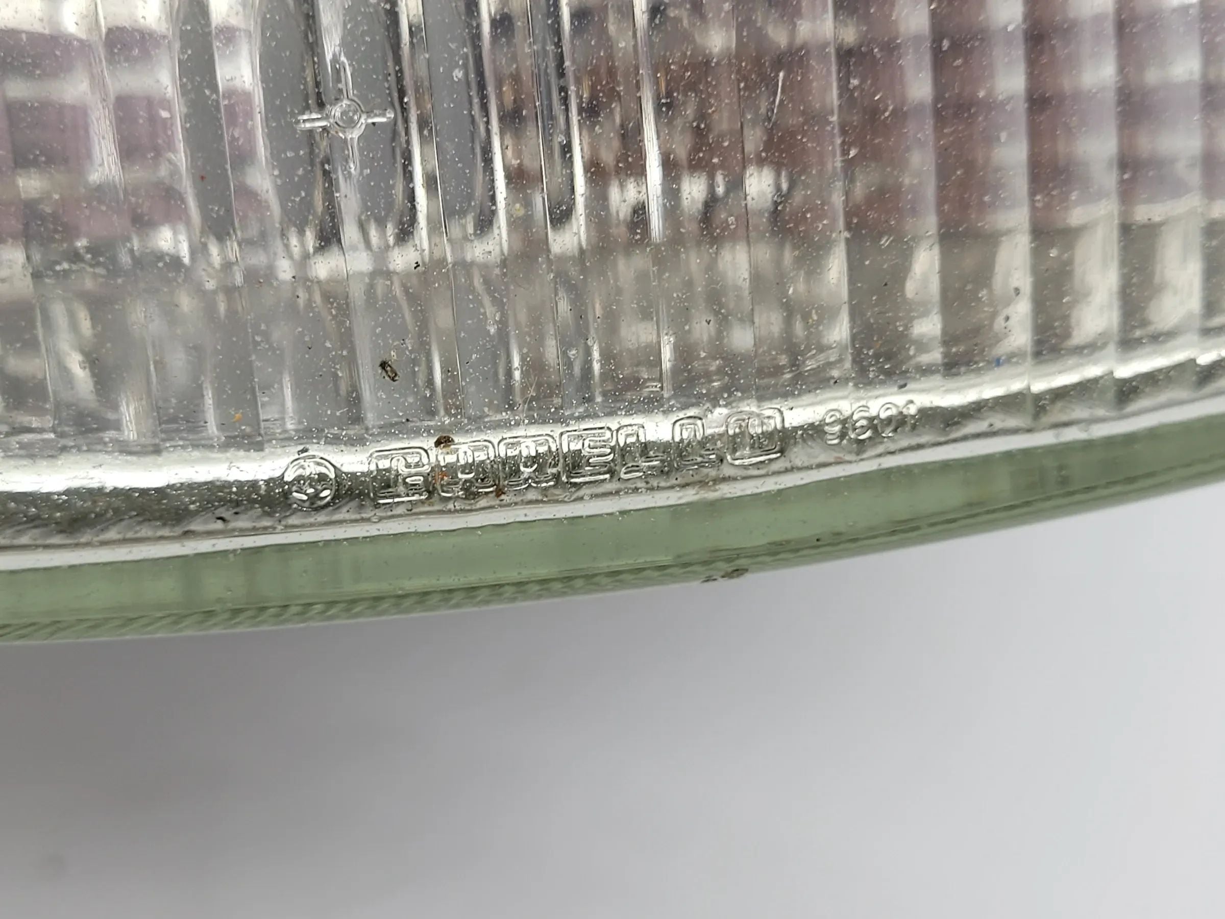 Original Renault Twingo I 1 (C06) Scheinwerfer Links (Glas) 7701046215