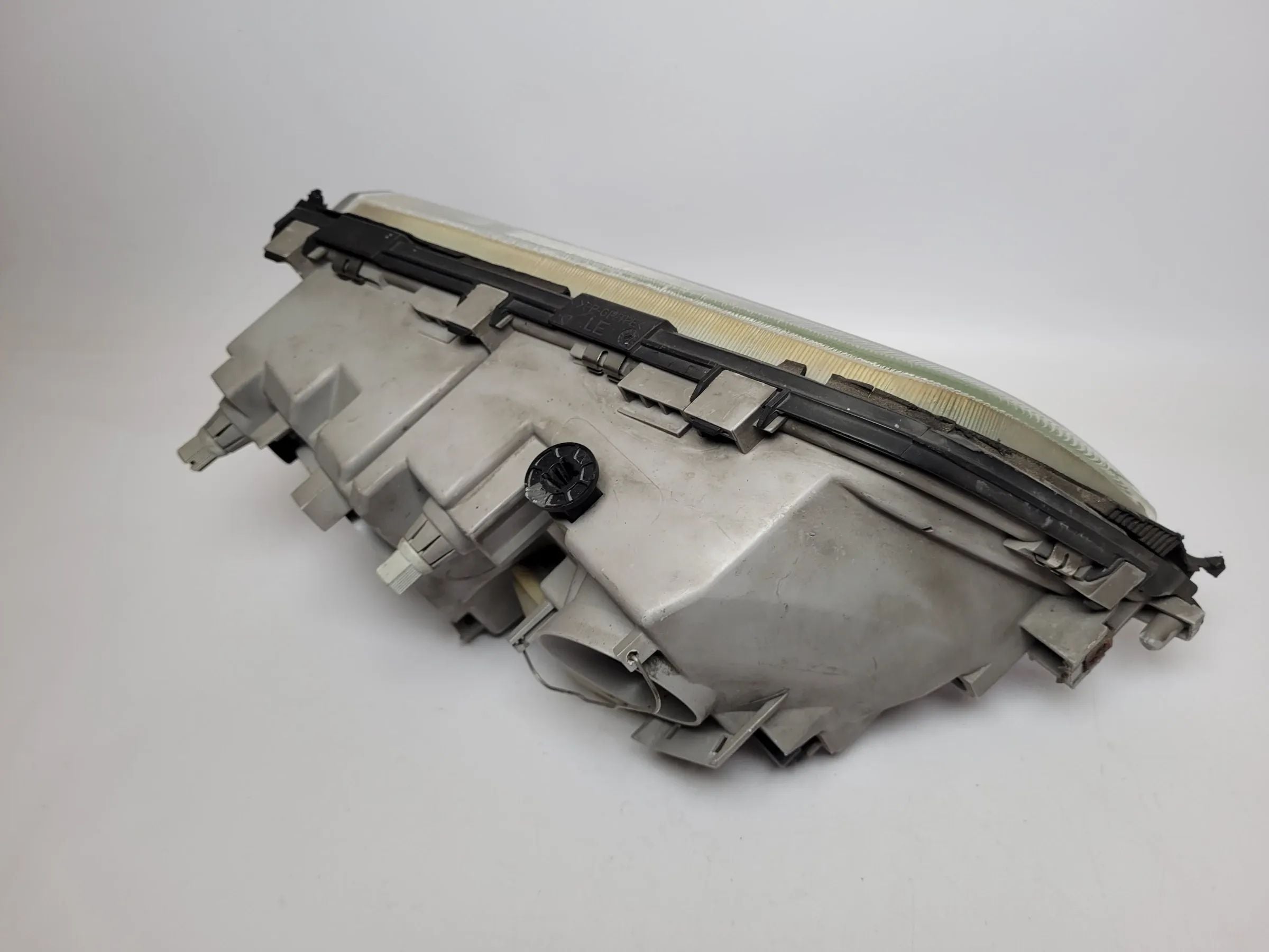 Original Mercedes-Benz C-Klasse Scheinwerfer / Frontleuchte Links, A2028202961