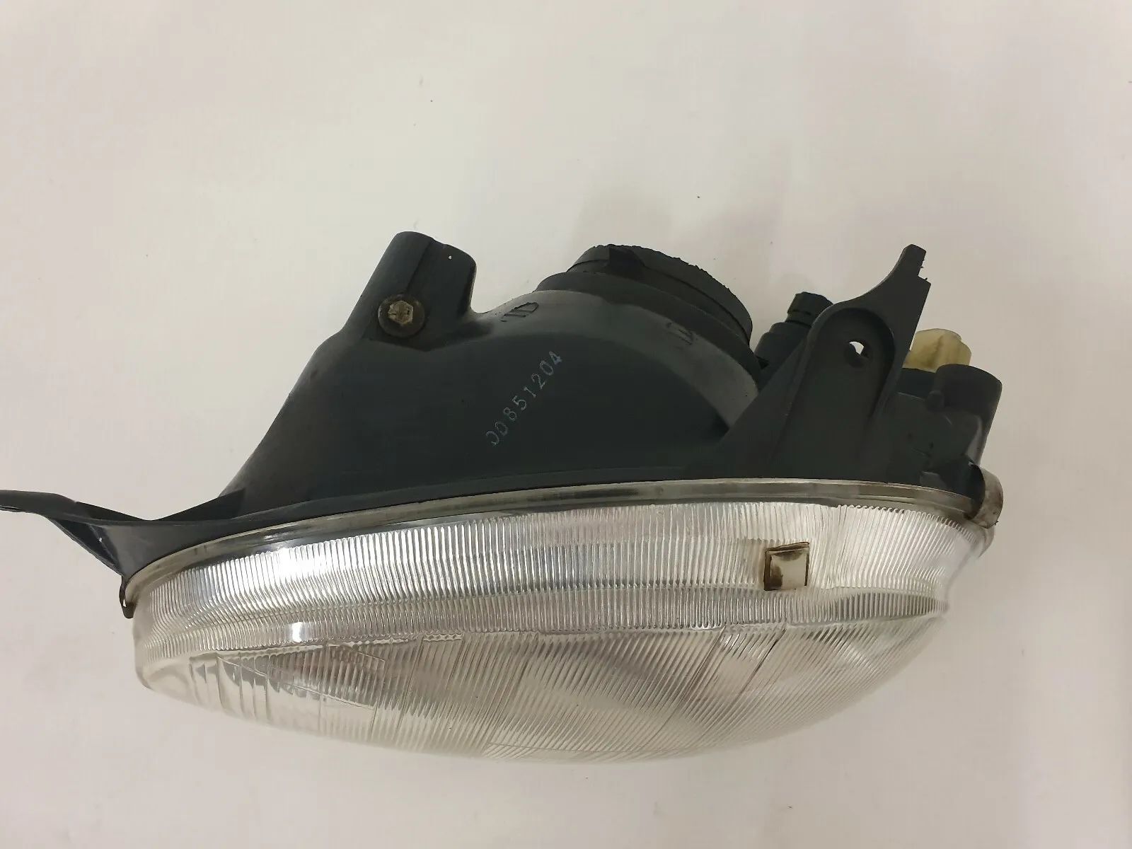 Faros Originales Opel CORSA B Izquierdo Valeo 90444786 / 1216488