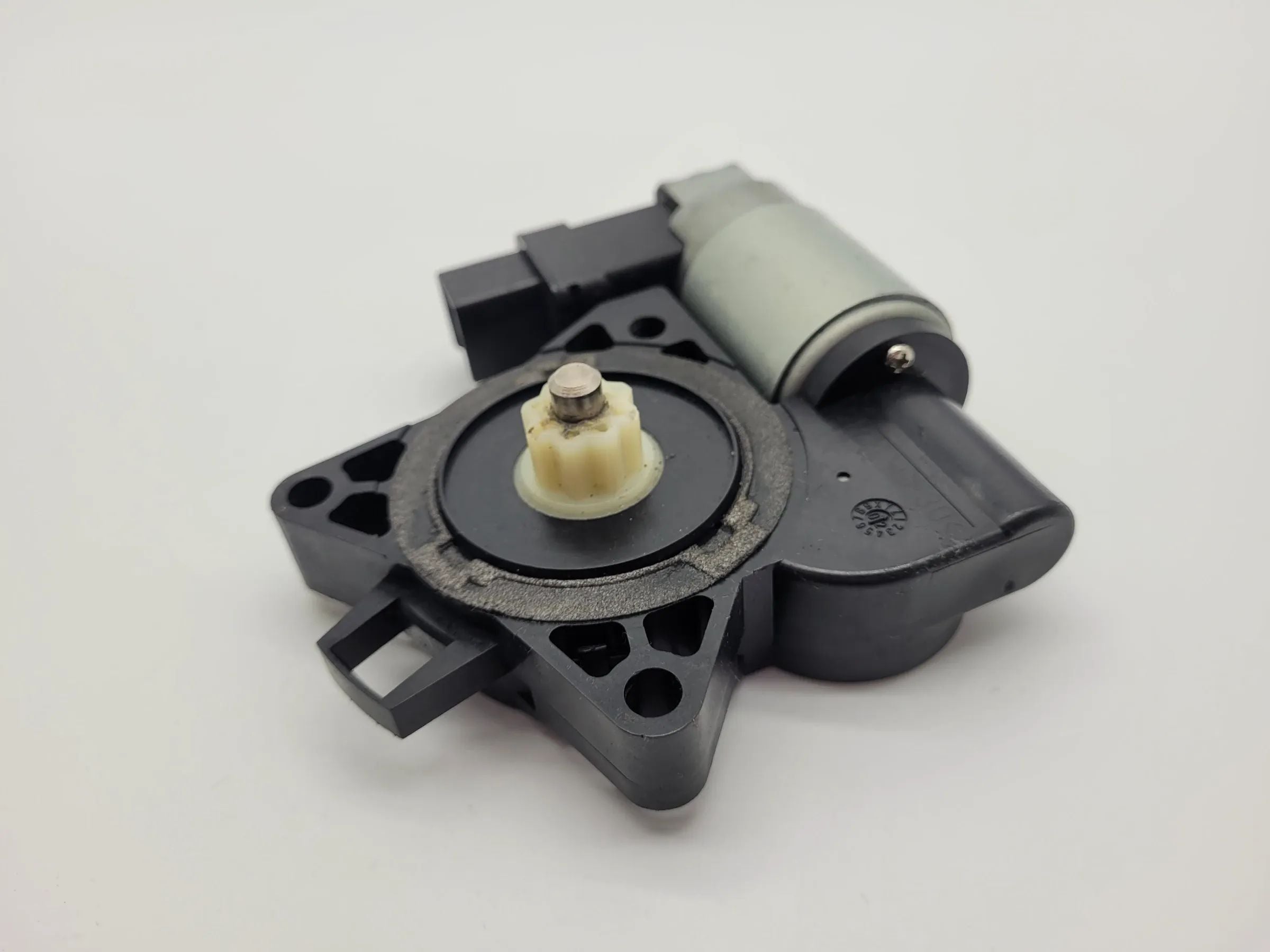 Original Mazda 6 (GG) Fensterheber Motor Antrieb Hinten Links CM011050