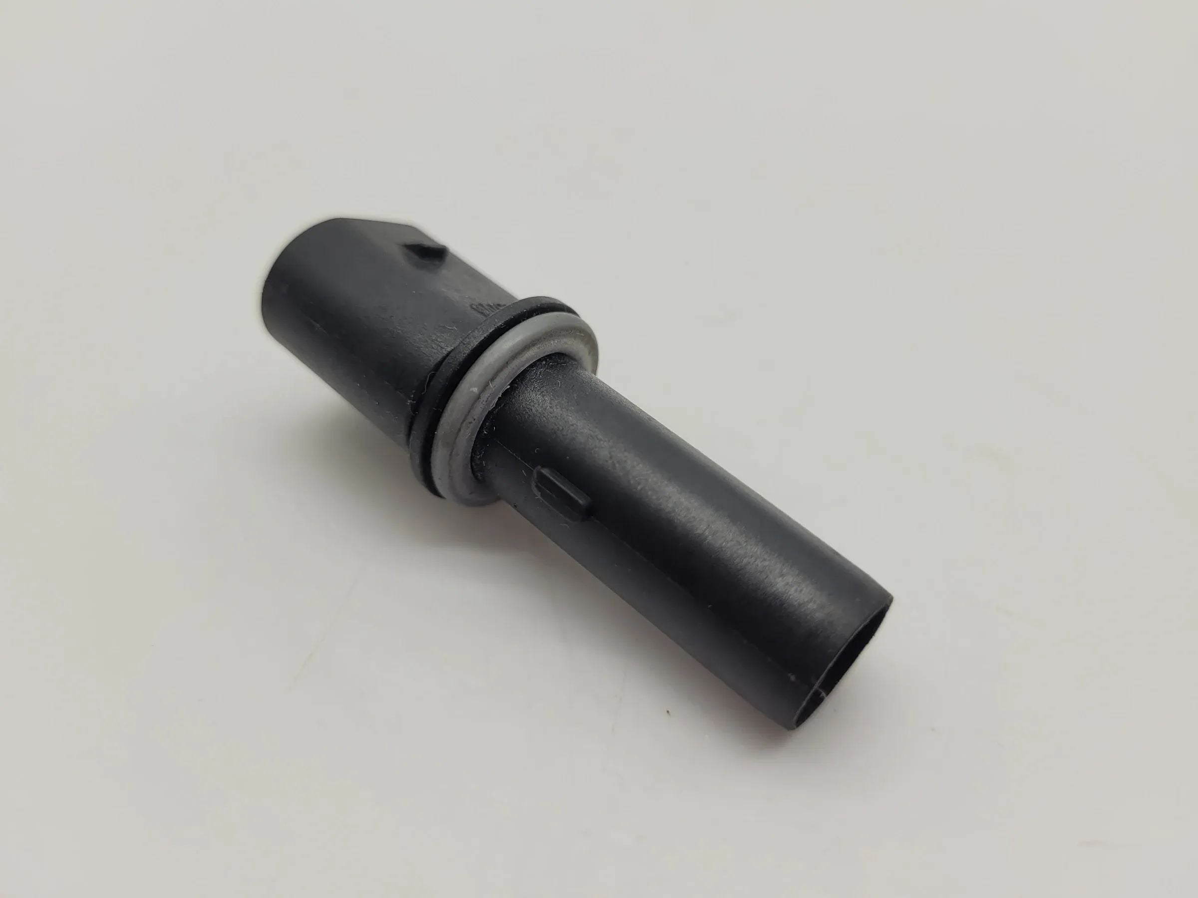 Original BMW 3er (E46) Lampenfassung Standlicht L/R 63.12-6 910 955 / 56