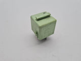 Original BMW E36 E38 E39 E46 E53 E60 E61 Z3 X3 Relais Grün 61.36-8373700