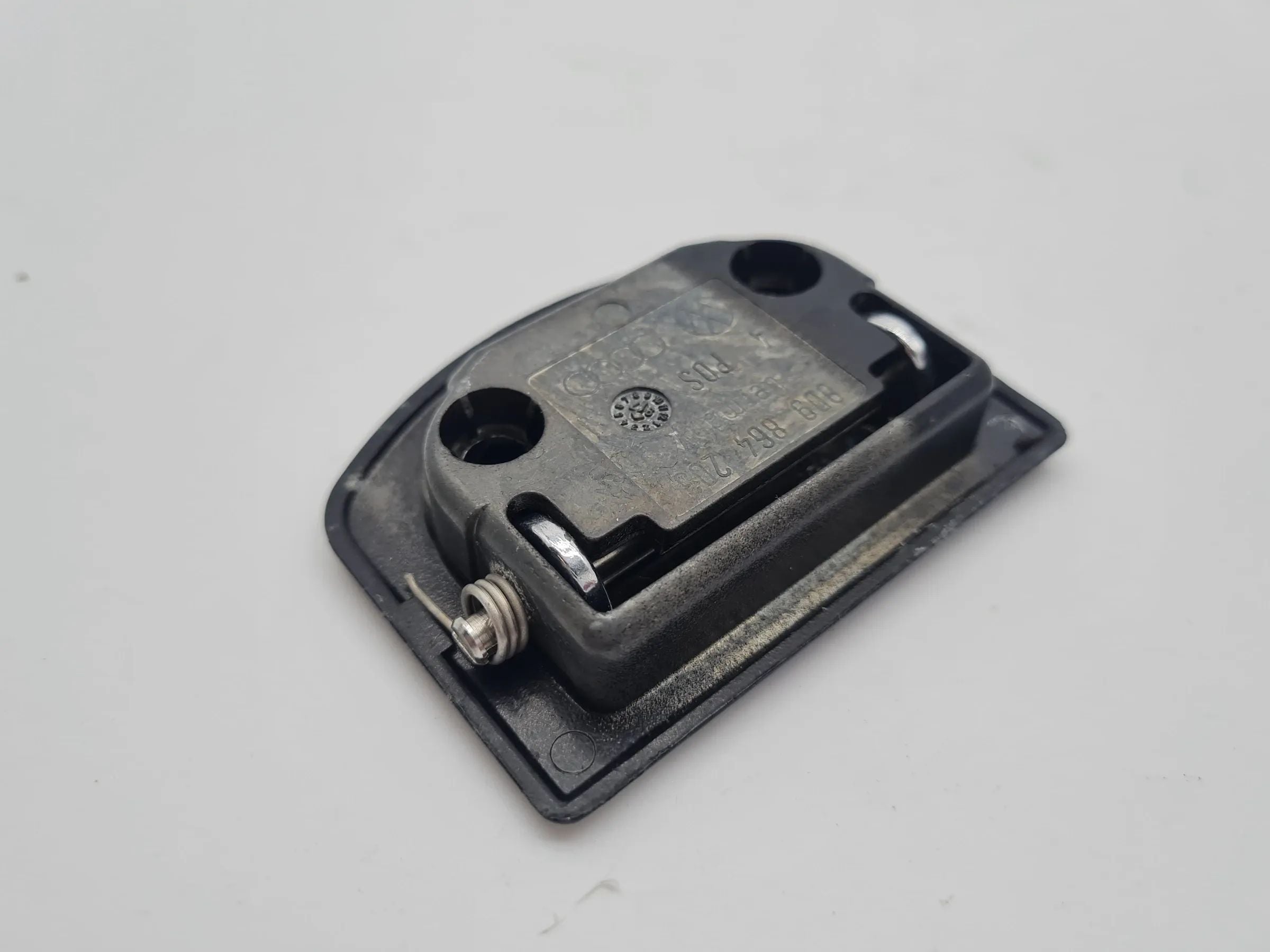 Original Audi A3 (8L1) Festspannöse Verzurröse Gepäcköse, 8D9864203