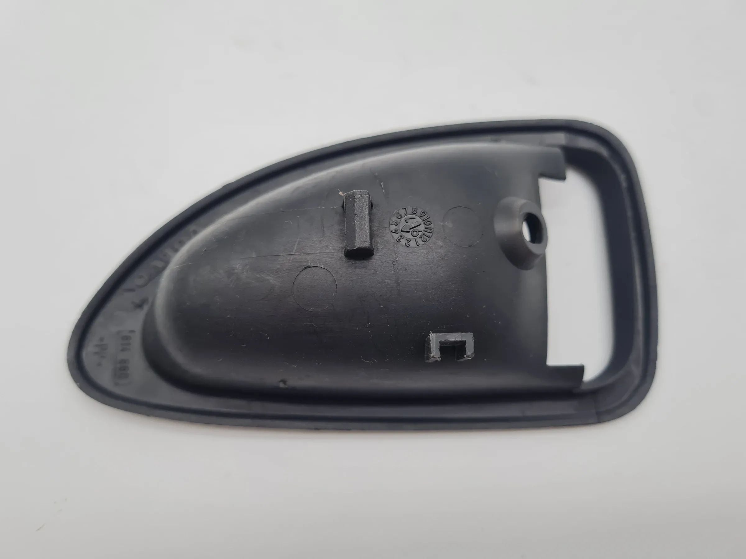 Original Volvo V40/S40 (644/645) Türgriffschale Vorne Links, 814880