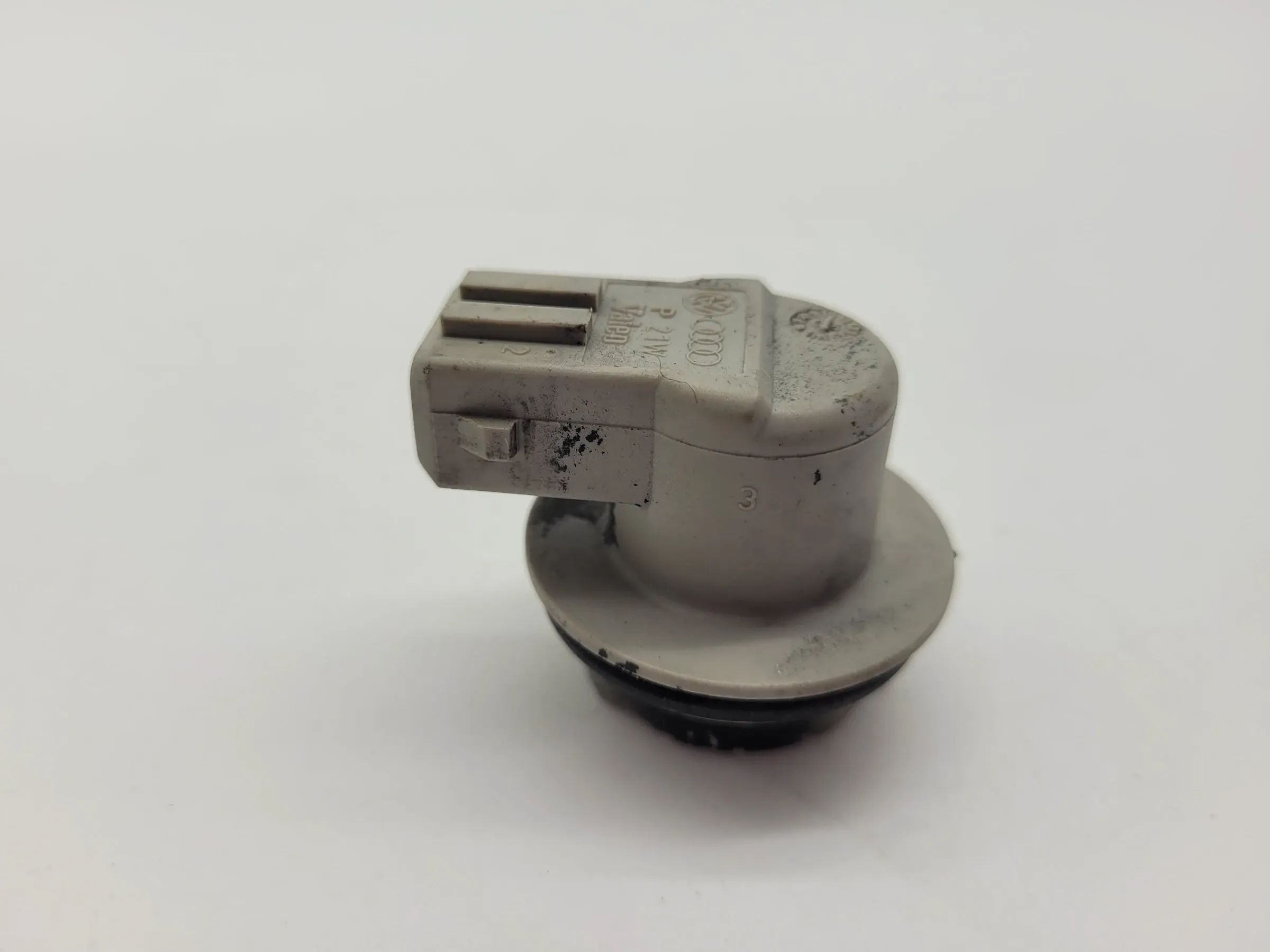 Original VW/Seat Ibiza II Cordoba / Polo Blinker Blinkerfassung (20.483.000.S)
