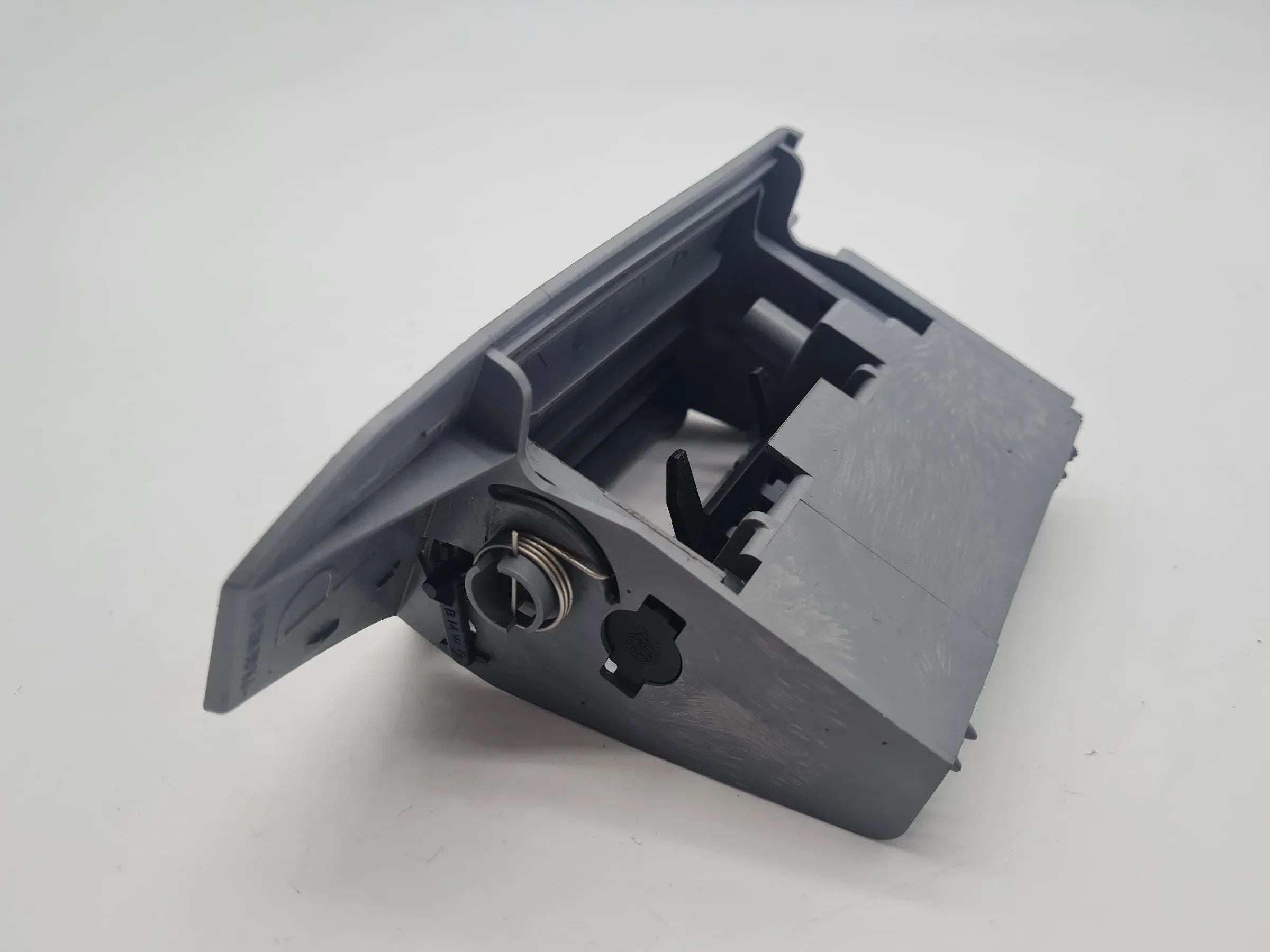 Original BMW 5er (E39) Aschenbecher Rechts 8200234