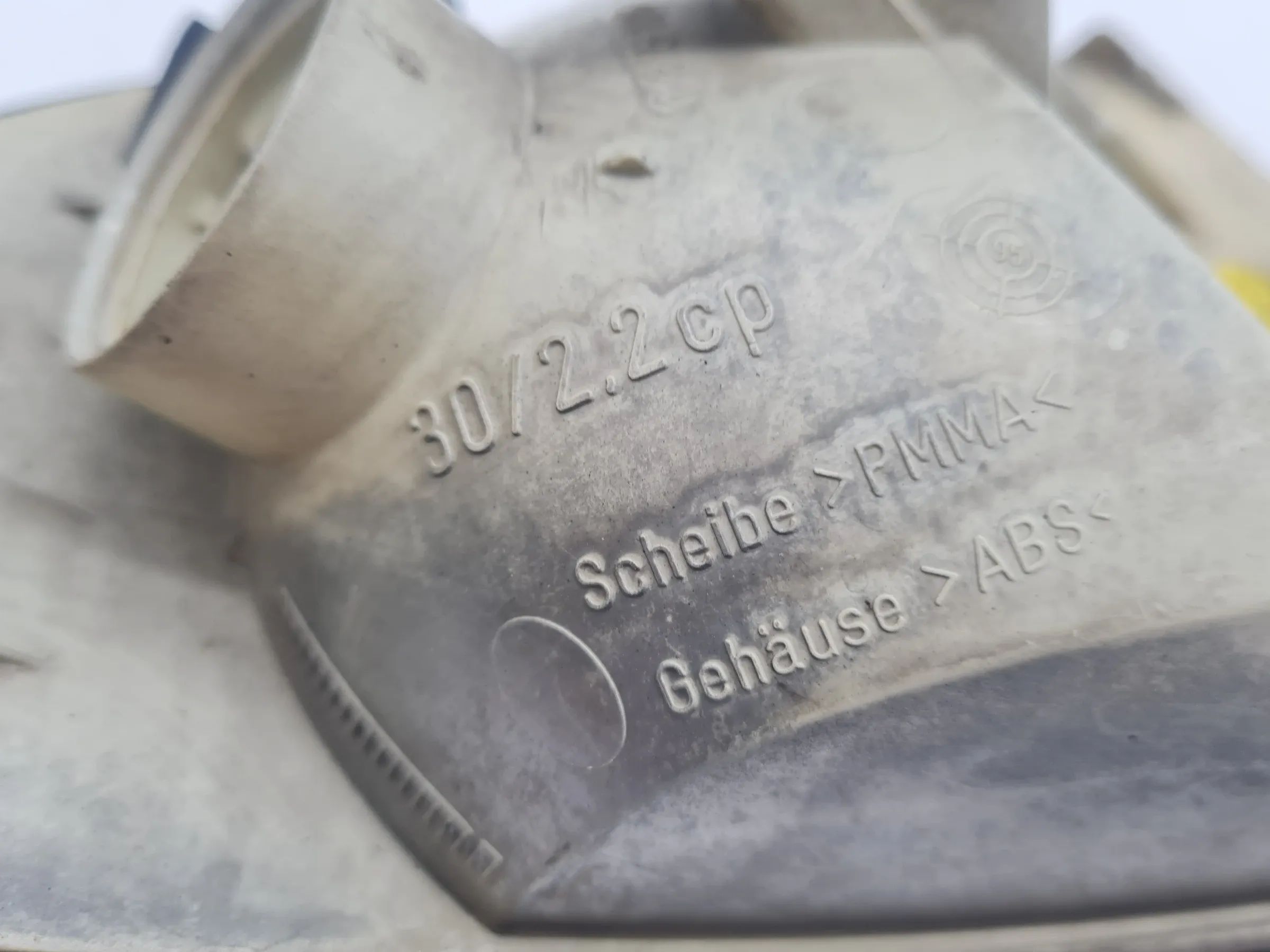 Original Audi A4 (8D2/8D5/B5) Scheinwerfer / Blinker Links 8D0953049A