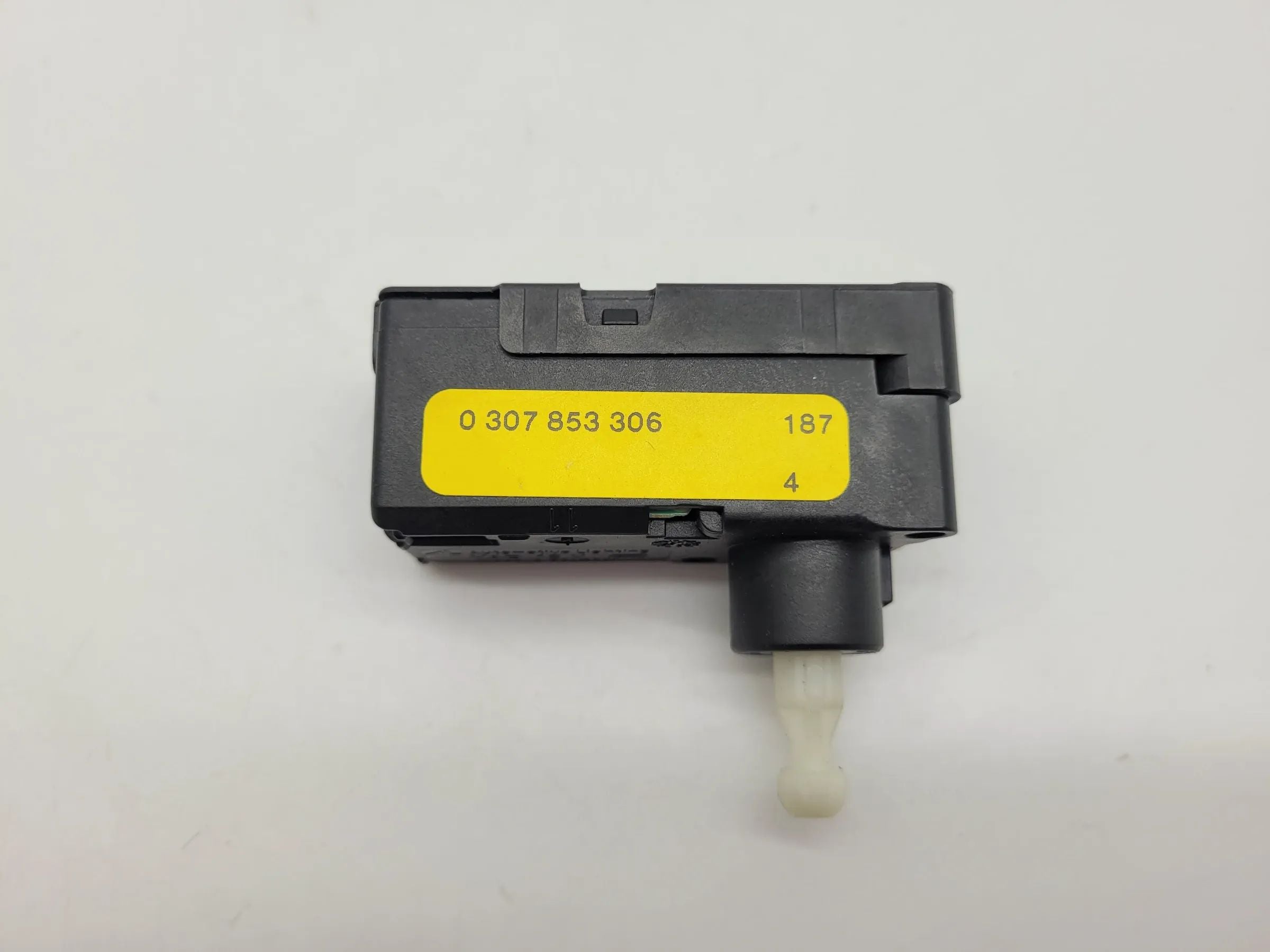 Original Chrysler Voyager IV 4 Scheinwerfer Stellmotor LWR L/R 0307853306