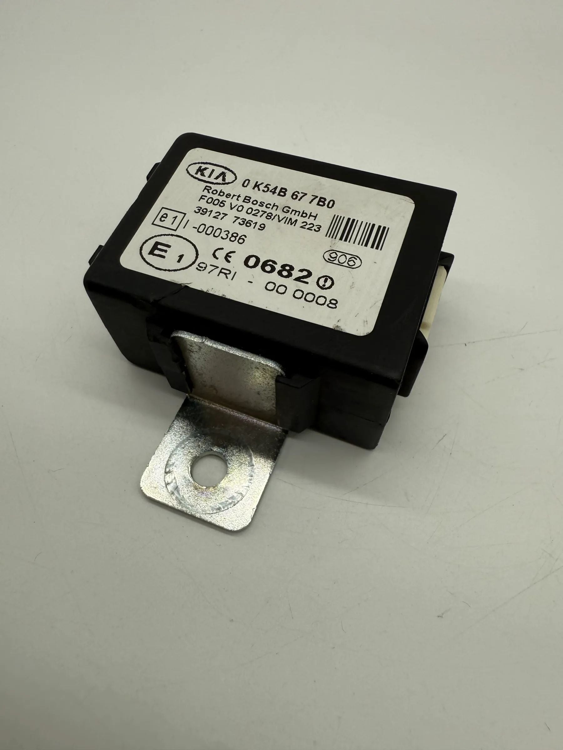Kia Rok Boîtier de Commande Antidémarrage 0K54B677B0