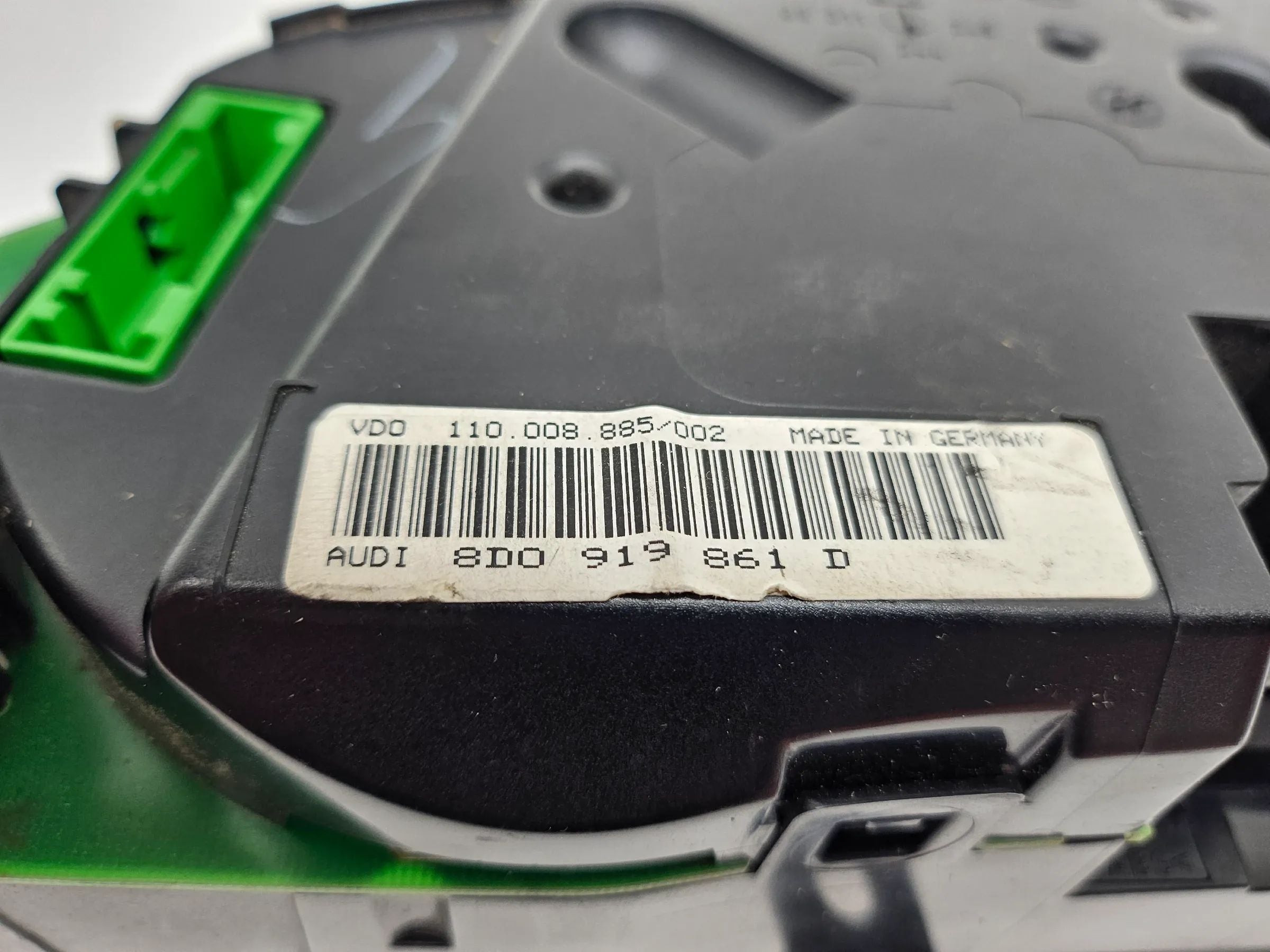 Orijinal Audi A4 Kilometre Saati Kombi Gösterge 8D0919861D VDO 110008885/002