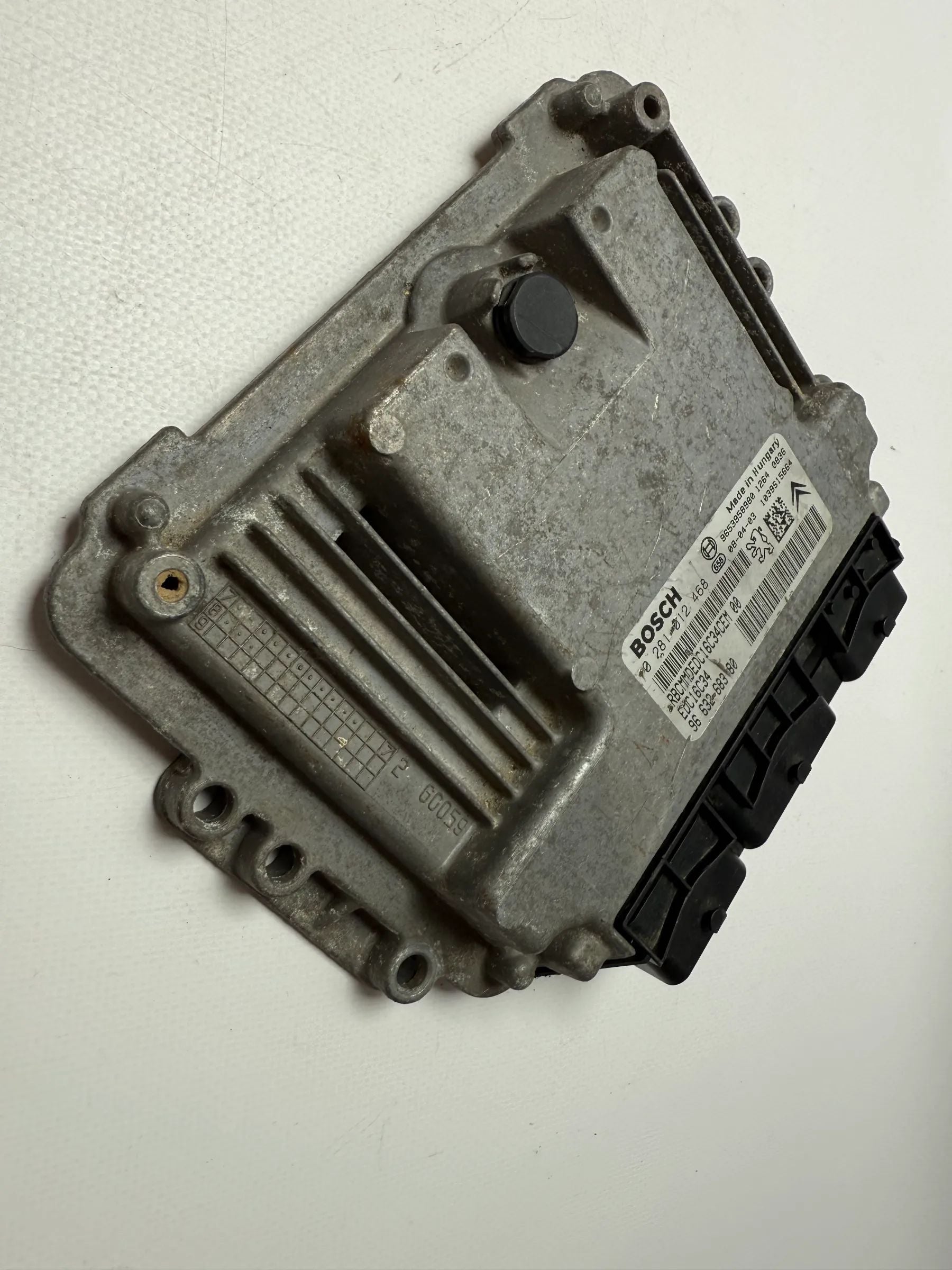 Original Peugeot Diesel Engine Control Unit 9663268380 / 0281012468 