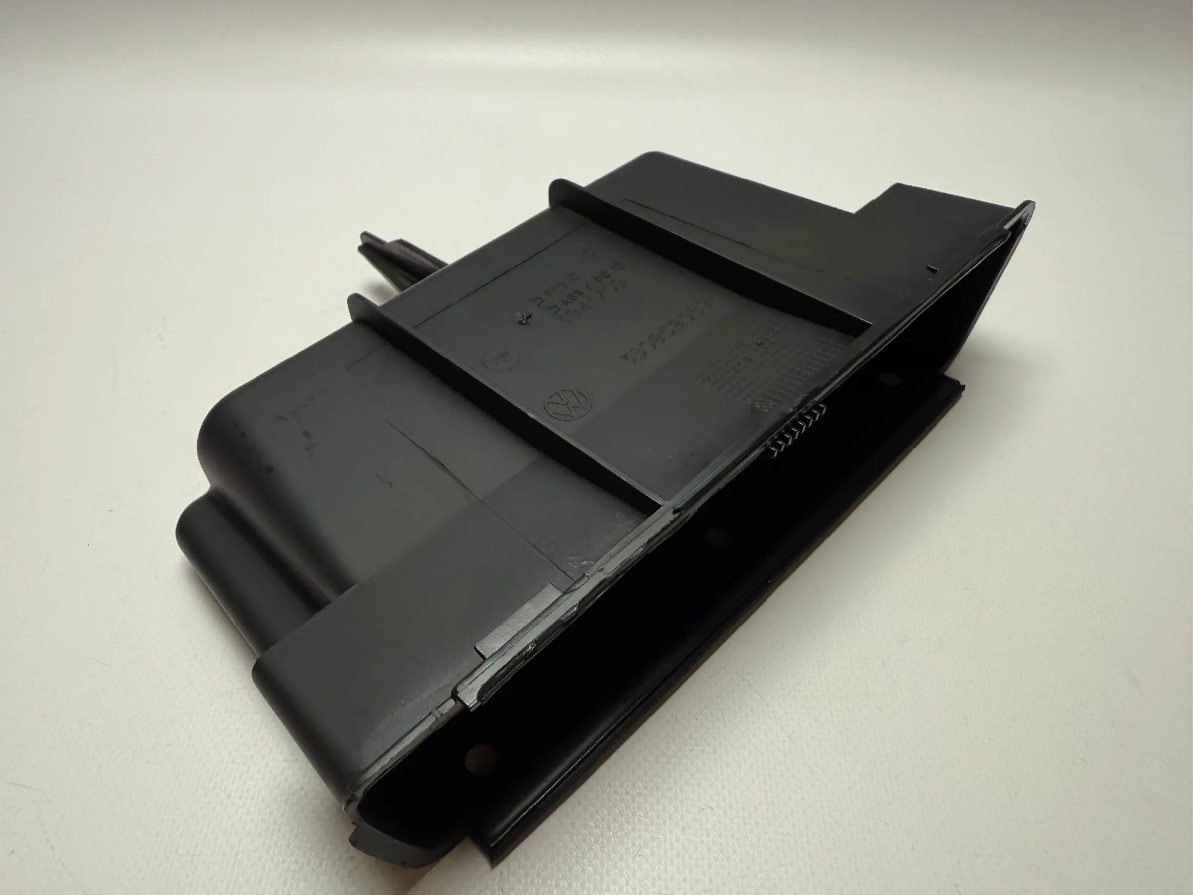 Originele VW Passat Middenconsole Opbergvak Afdekking 1841709 / 3B0858069