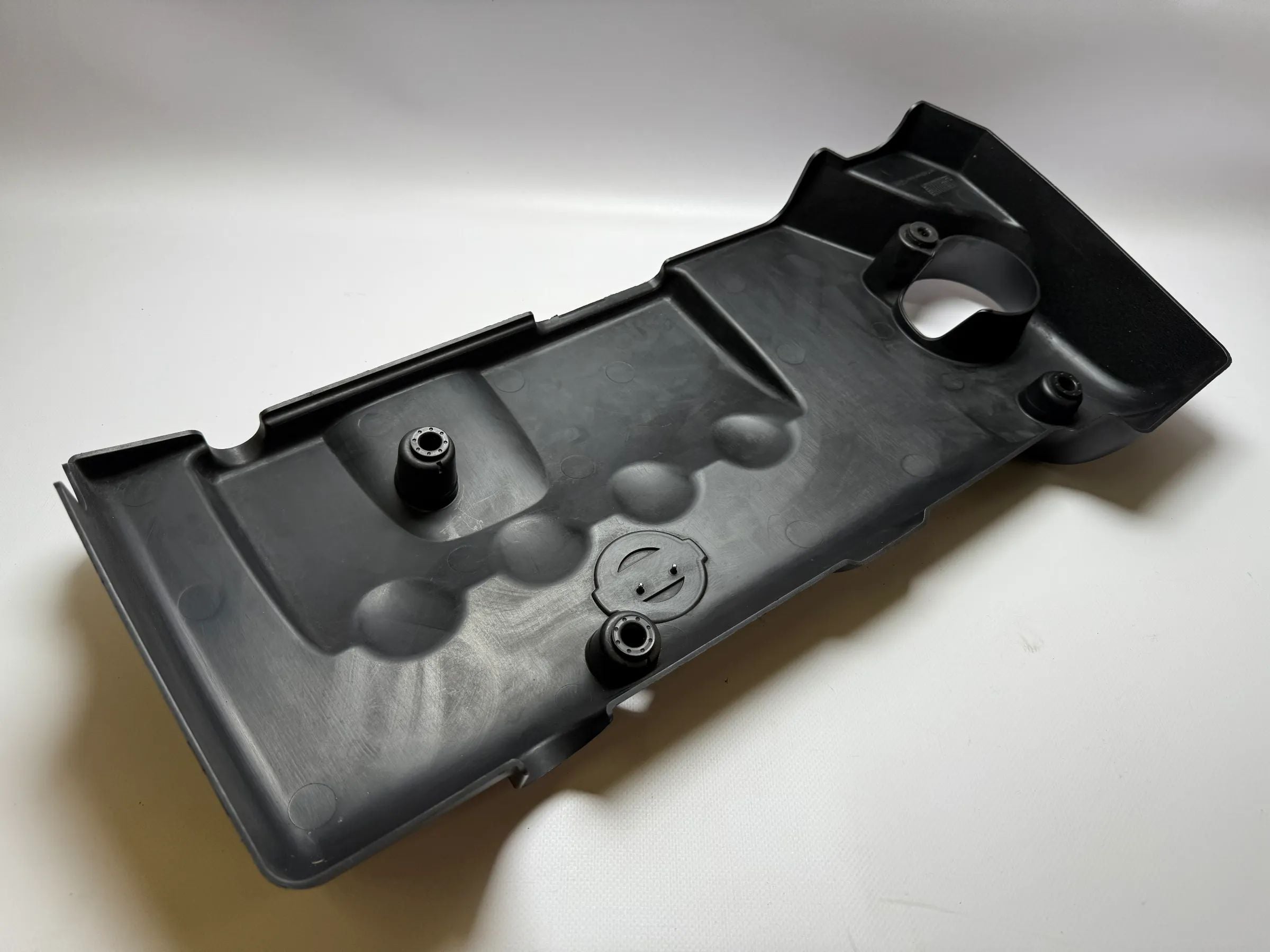 Cubierta de motor original NISSAN PRIMERA BERLINA (P12) 2001 PA6GF10MF20