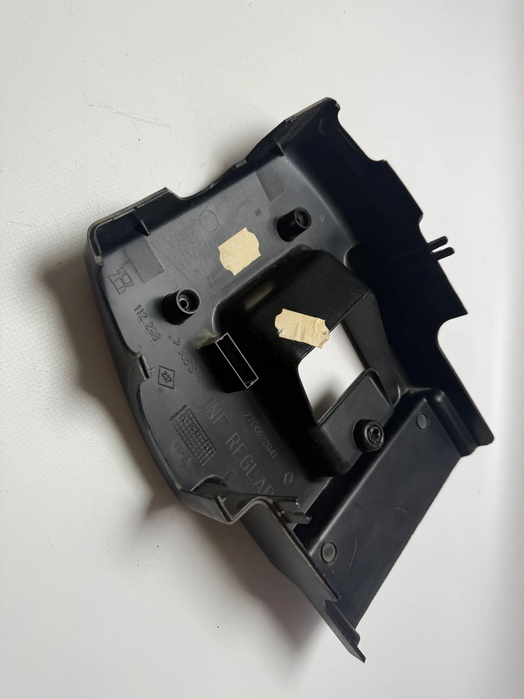 Peça Original Renault Laguna Revestimento Inferior da Coluna de Direção 7700832138 / 7700822041