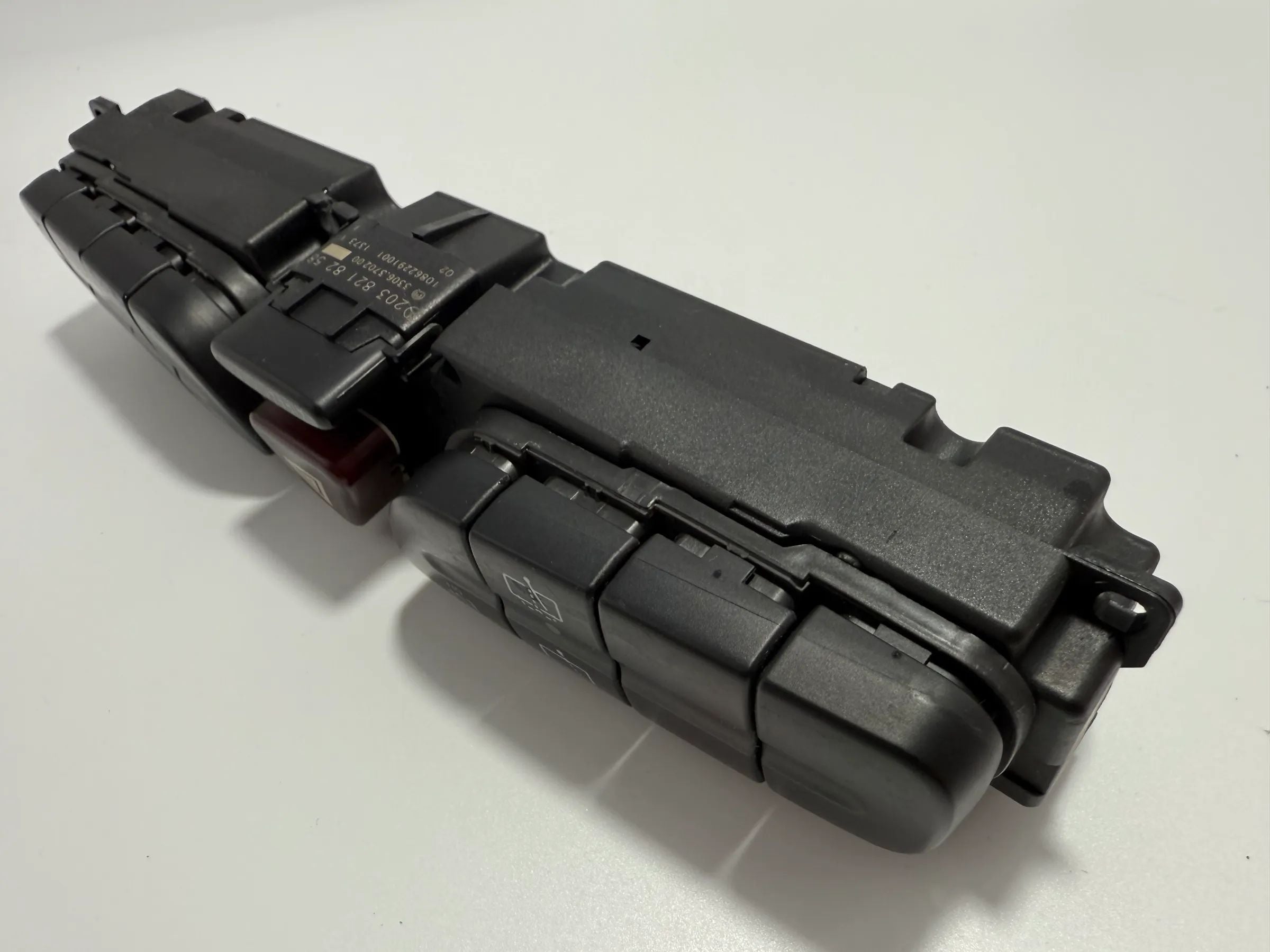 Oryginalny przełącznik Mercedes-Benz C 220 listwa przycisków awaryjnych ESP 2038218258