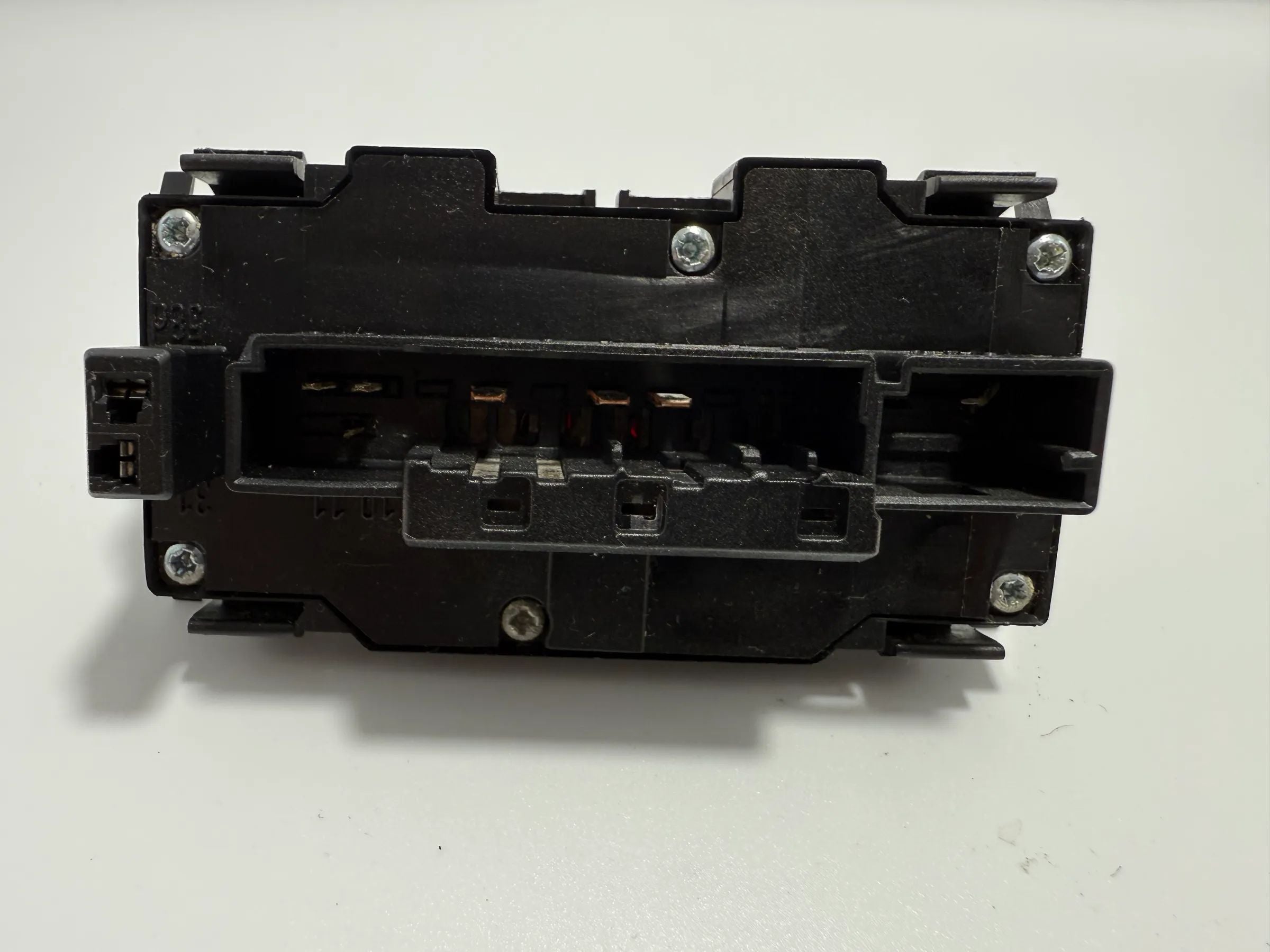 Originele Mercedes W202 W208 W210 Schakelaar Waarschuwingsknipperlicht Hoofdsteun 2088200310