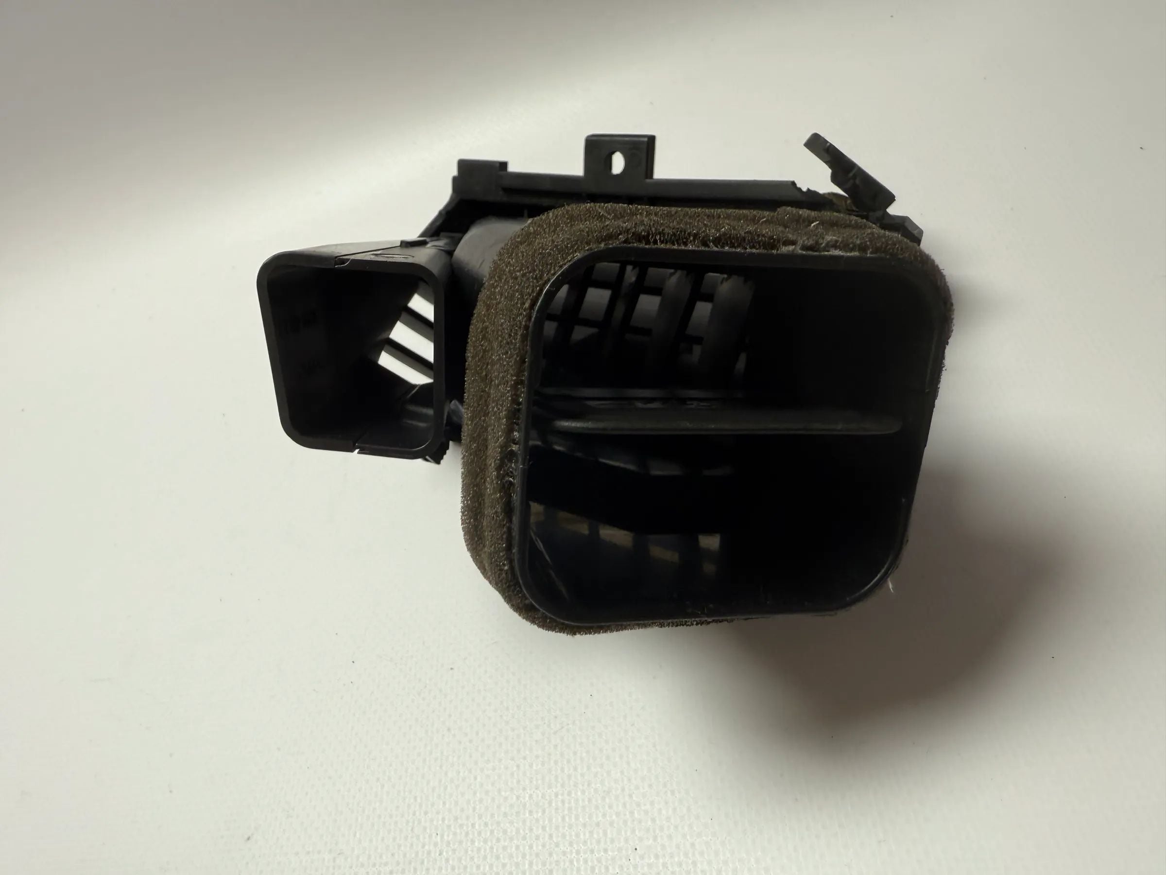 Оригинальная левая воздушная заслонка свежего воздуха BMW 3 серии E46 64.22-8 361 897