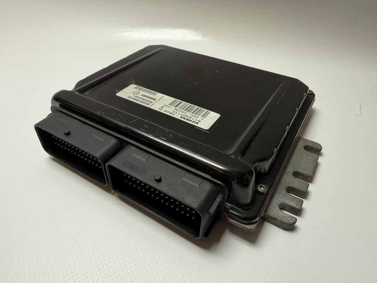 Оригинальный блок управления двигателем Siemens для Renault Clio MK2 S118301111A / 8200189312