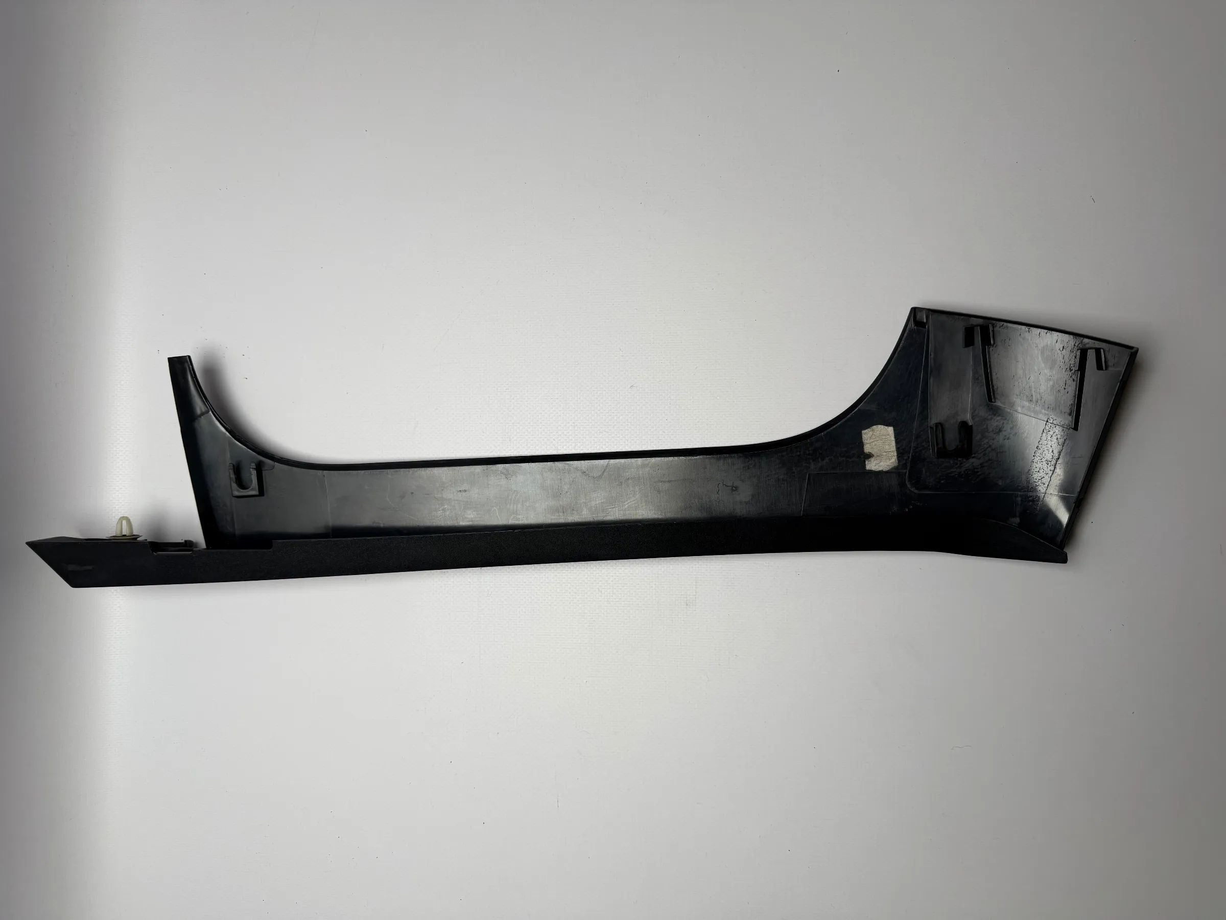 Оригинальная накладка облицовки задней двери BMW 3 TOURING (E91) 320 D 15678911