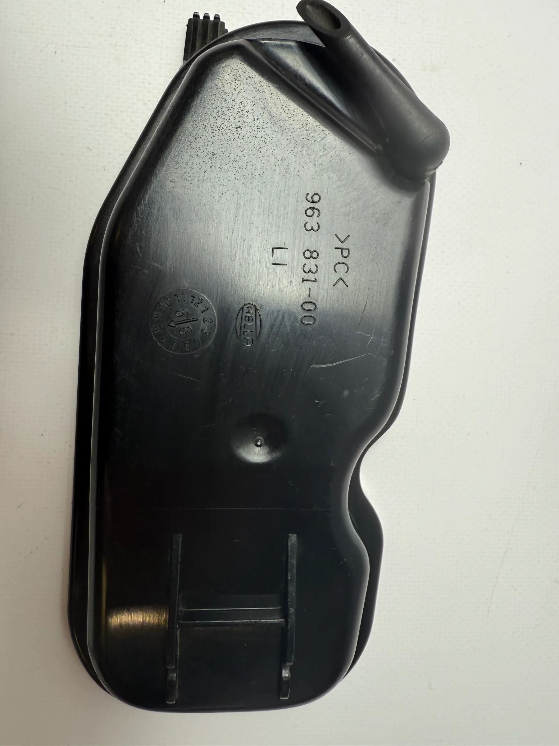 อะไหล่แท้ VW Polo III (6N2) ฝาครอบไฟหน้า ซ้าย 96383100