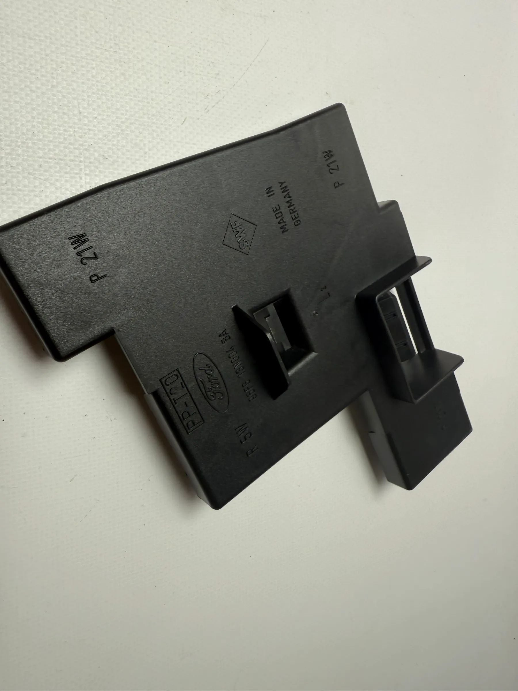 Orijinal Ford Fiesta Jbs/Jas Sol Far Taşıyıcı 96FG13N004BA