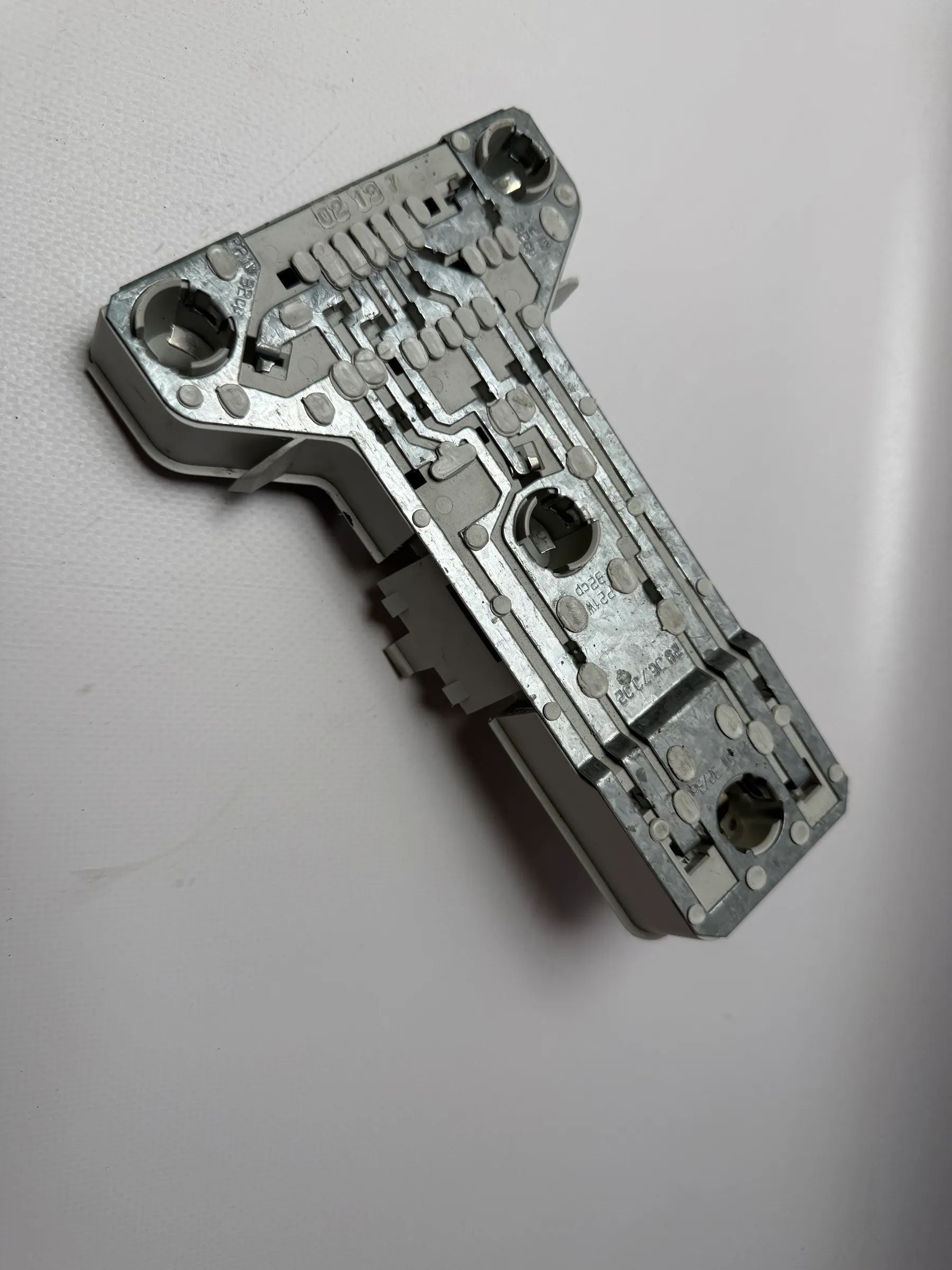 Original VW PASSAT lamp holder left 29067002