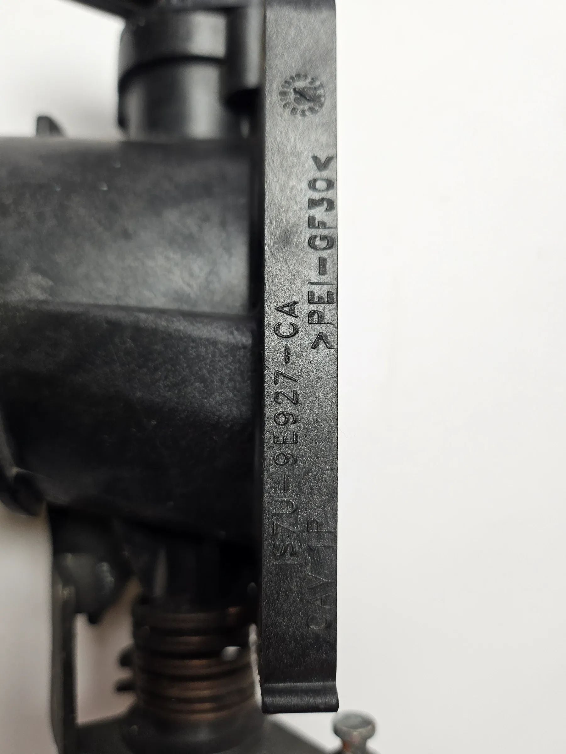 Original FORD Mondeo III 171884 Cuerpo de Aceleración con Potenciómetro (BWY) 1S7U-9E927-CA