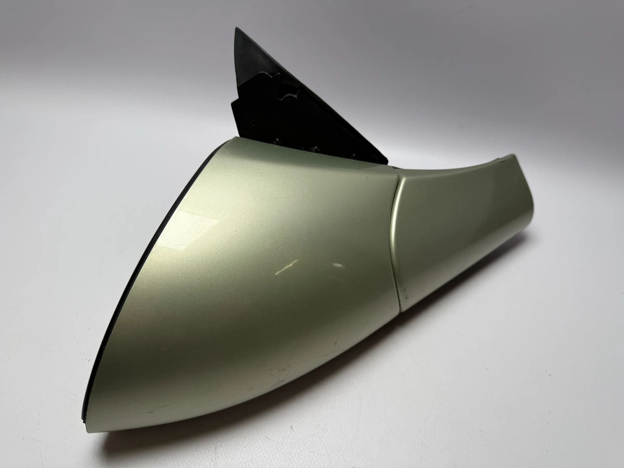 อะไหล่แท้ Opel Vectra B กระจกมองข้าง มือหมุน ขวา Olive 059182 / E1 01 0446 R4