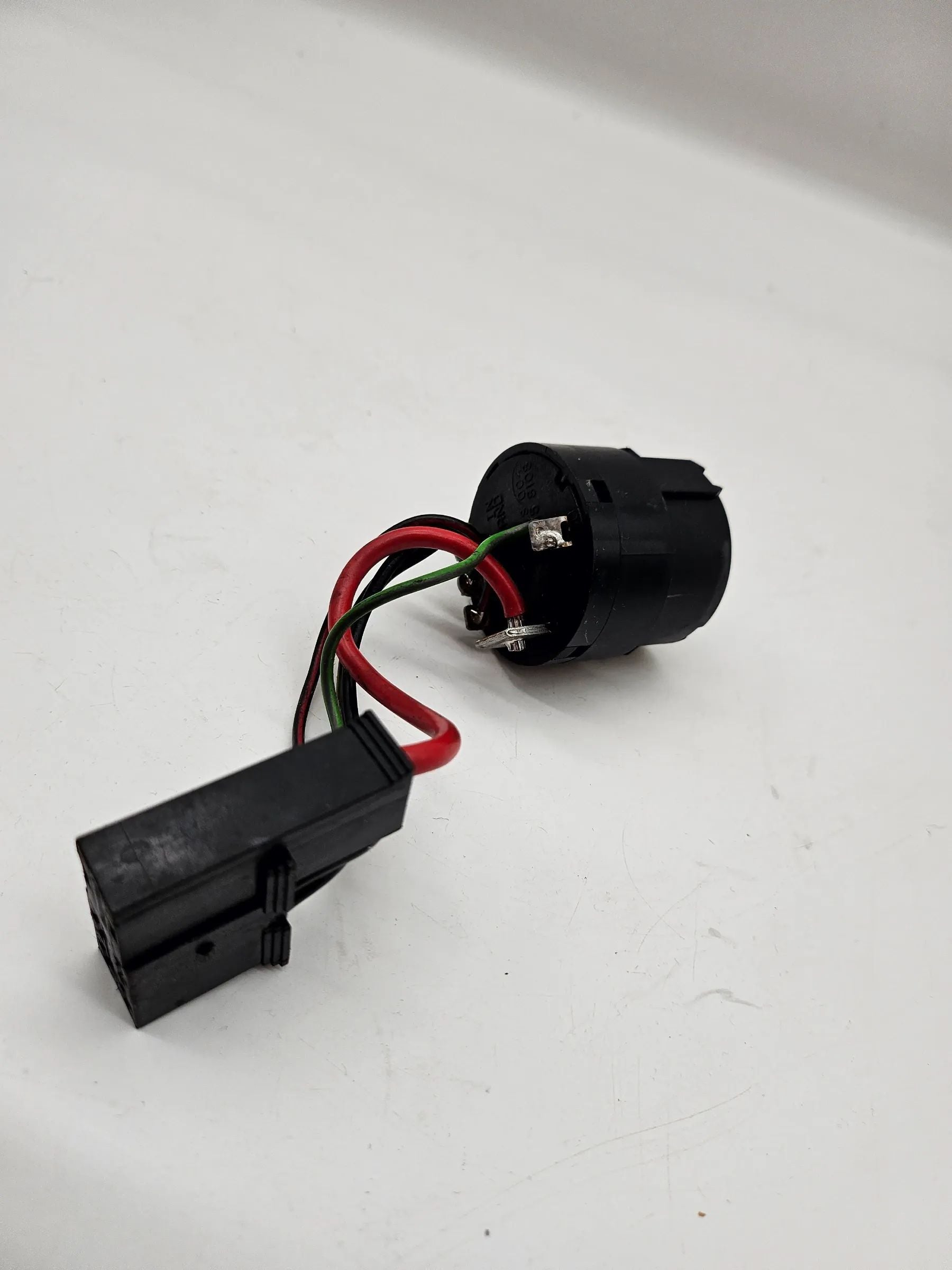 Fecho de Ignição Original Mercedes W638 Vito Sprinter 901 A0005458108