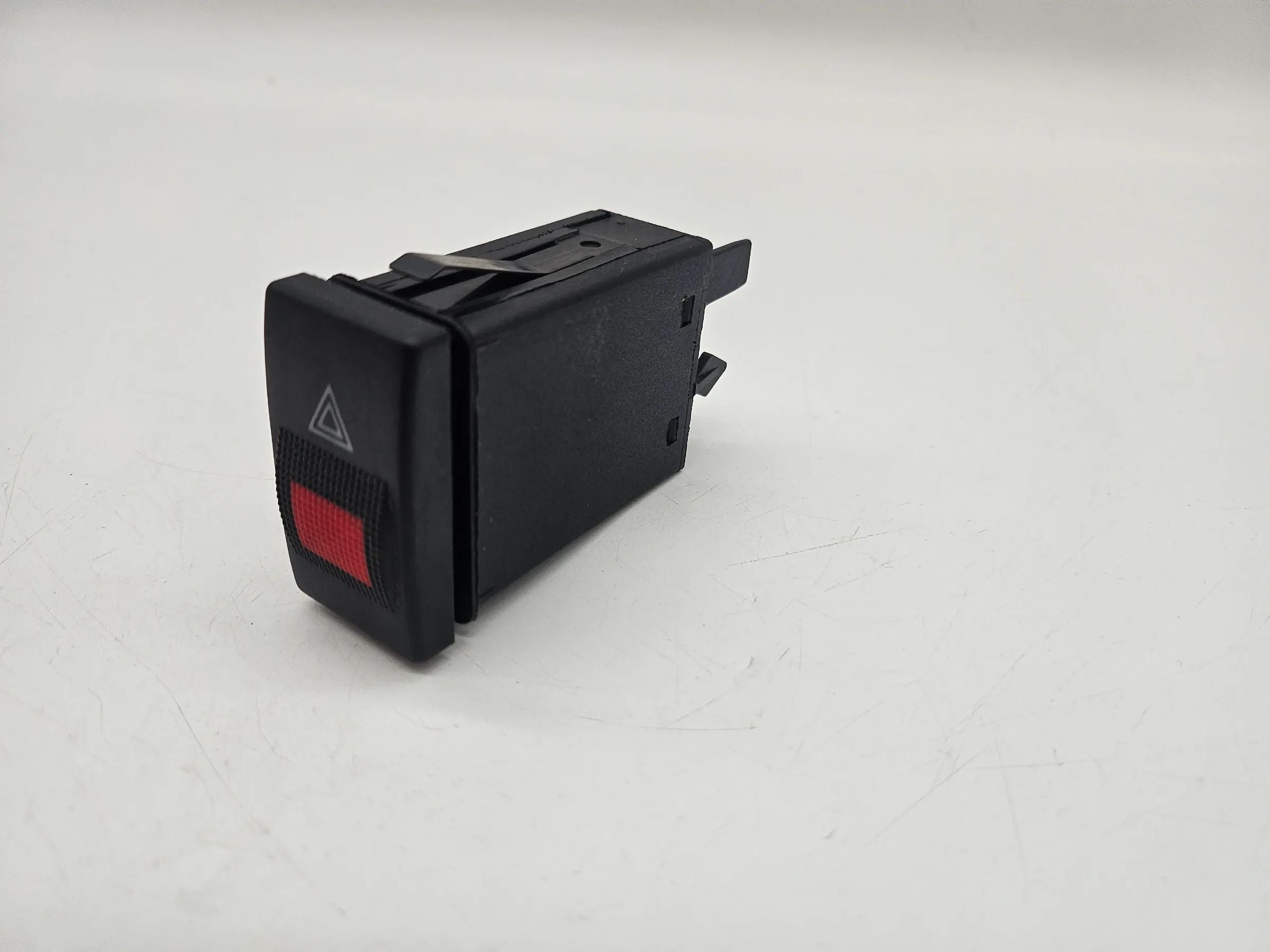 Original Audi A4 B5 8D hazard warning light switch 8D0941509 C 