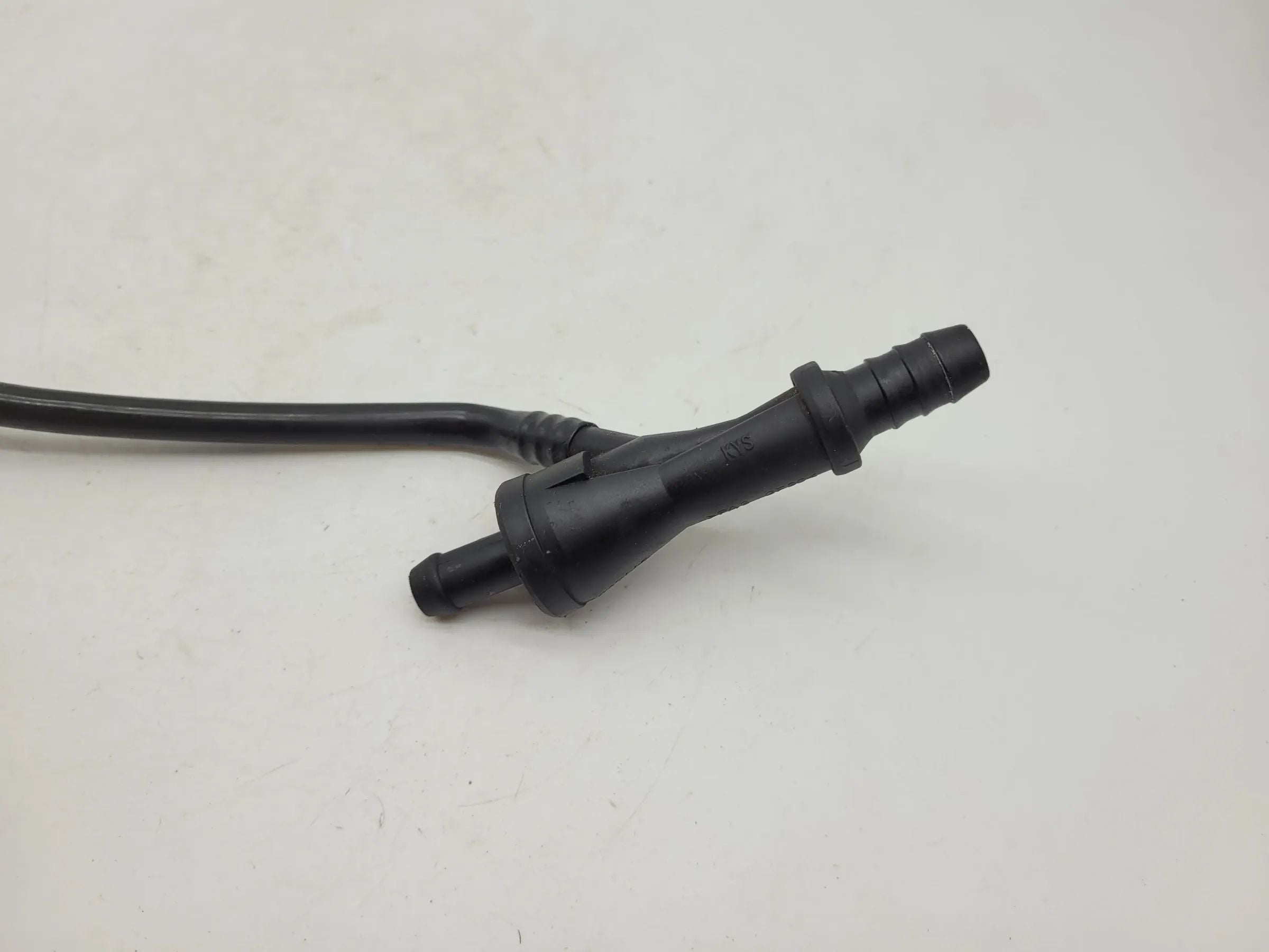 BMW 5/7 E38/E39 Entlüftungsleitung Unterdruck Stück 1436204 Original