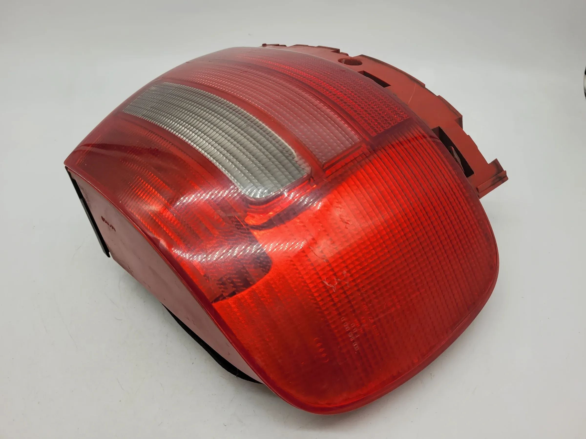 Original Audi A4 B5 Rücklicht 8D0945095D