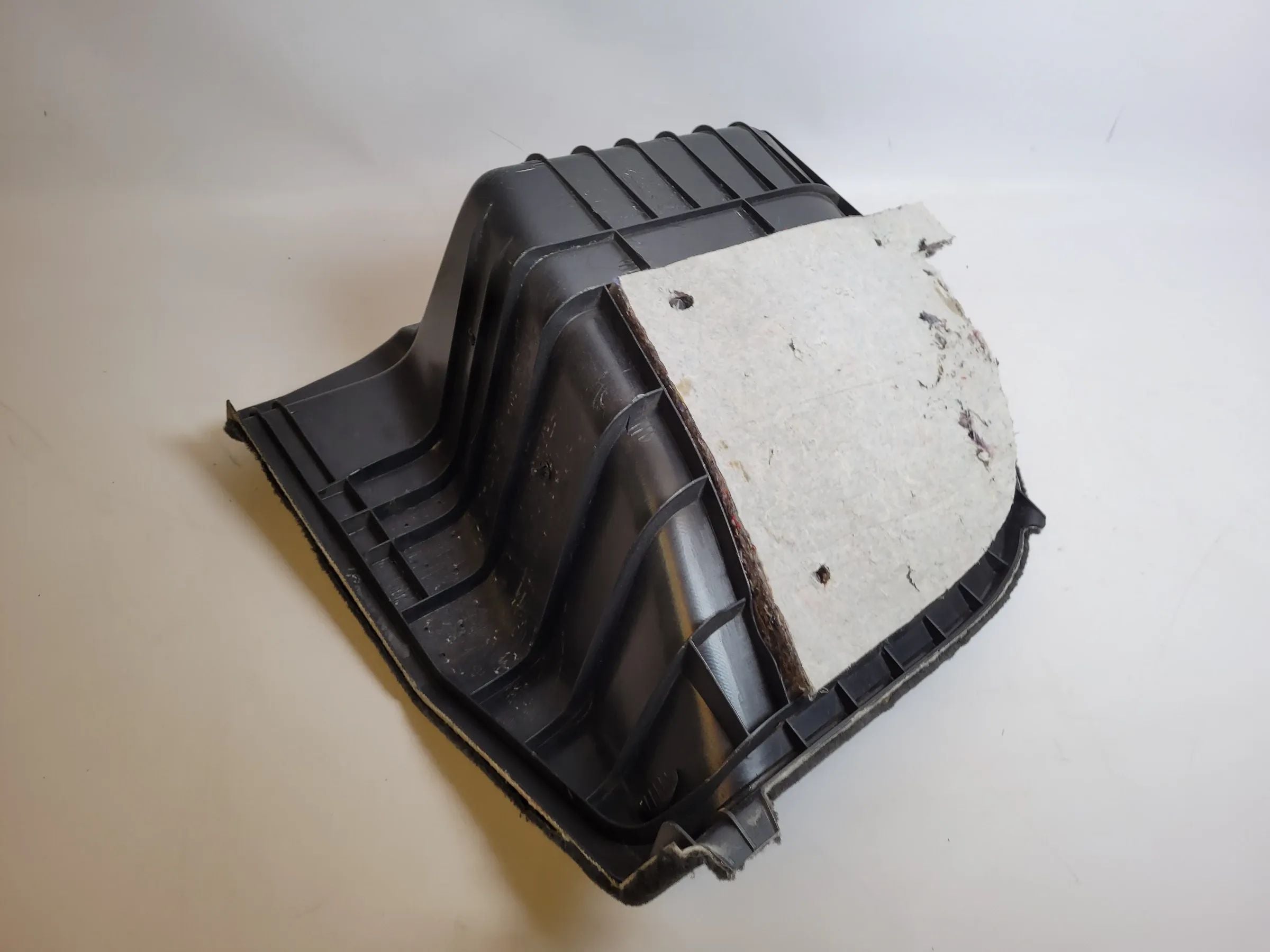 BMW 3er E90/E91 Verkleidung Kofferraum Rechts 51.47-7068882 Original