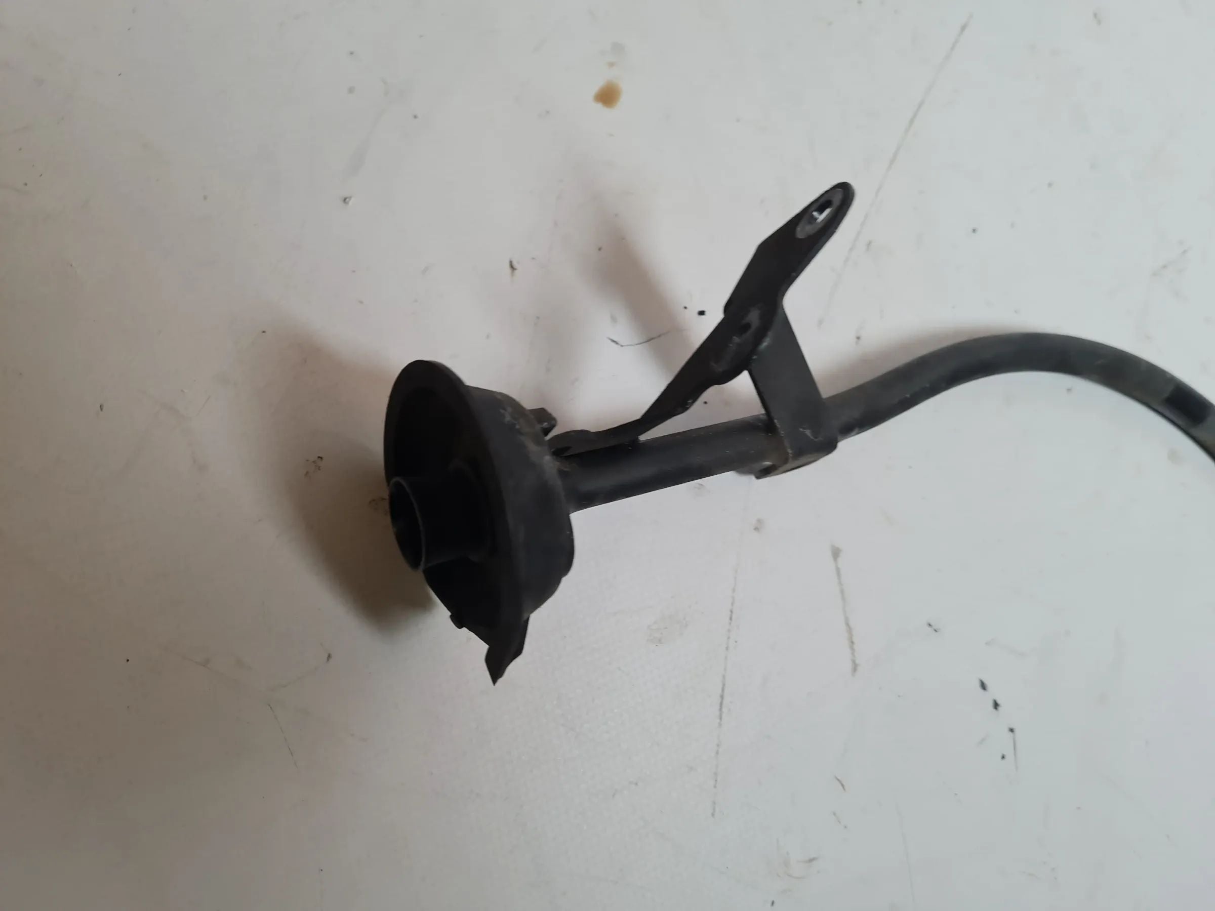 ท่อคู่มือวัดระดับน้ำมันเครื่อง Mercedes C-Klasse CL203 ดั้งเดิม สำหรับ M111.955