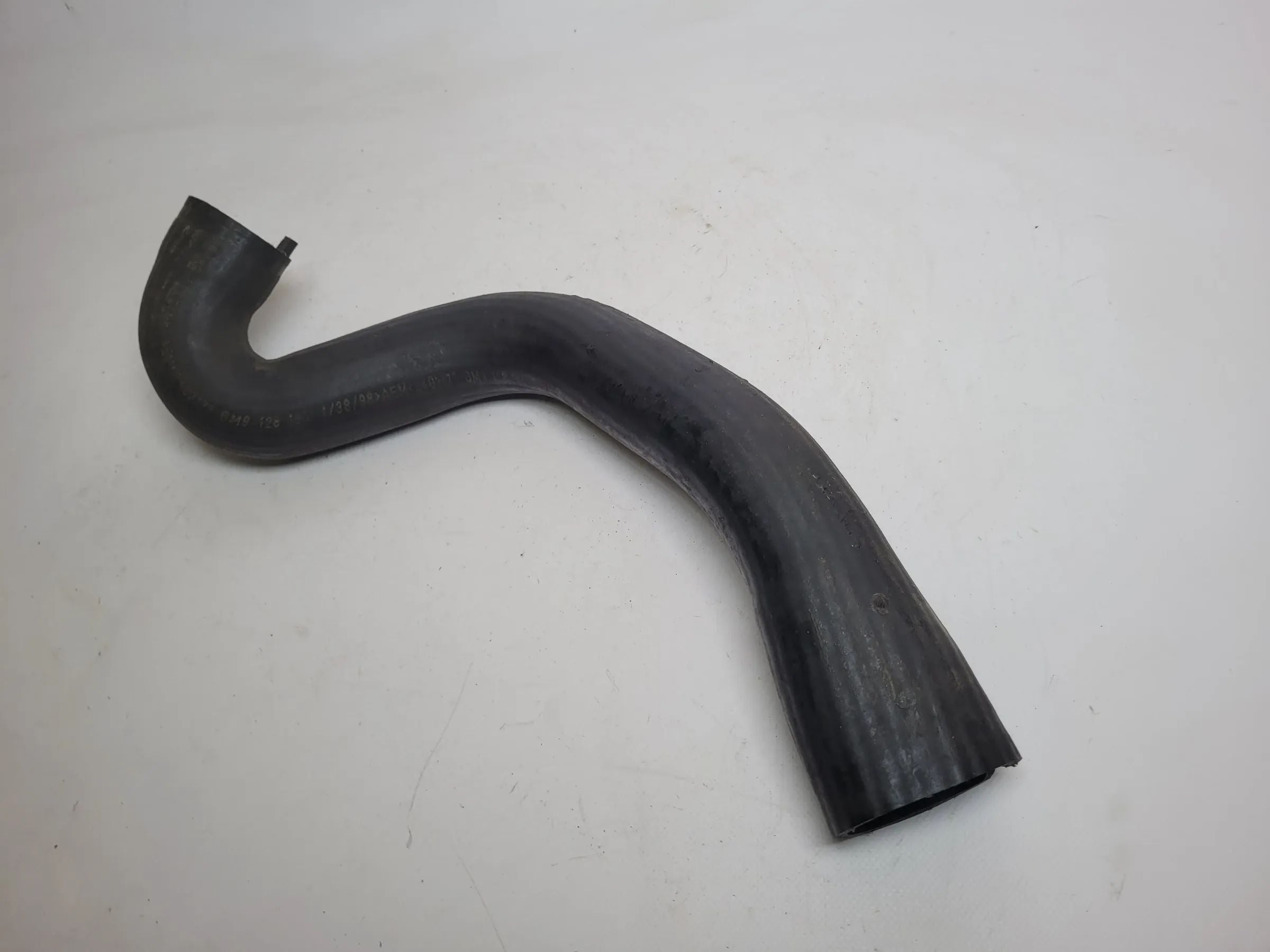 Original Opel Oldtimer Schlauch Leitung 9128165 / 5836806