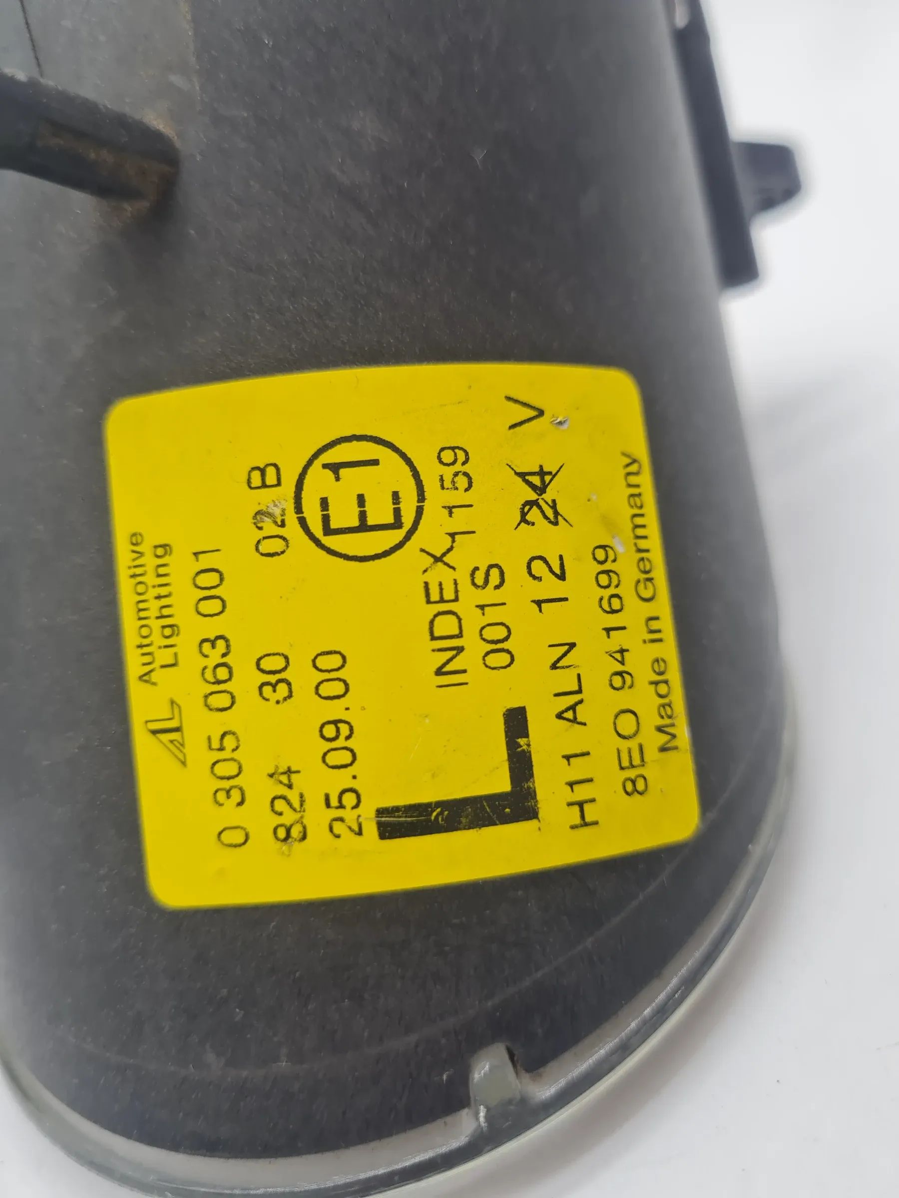 Nebelscheinwerfer Links Audi 8E/8H/QB6 A4 Avant 2.0 0305063001 Sofortversand