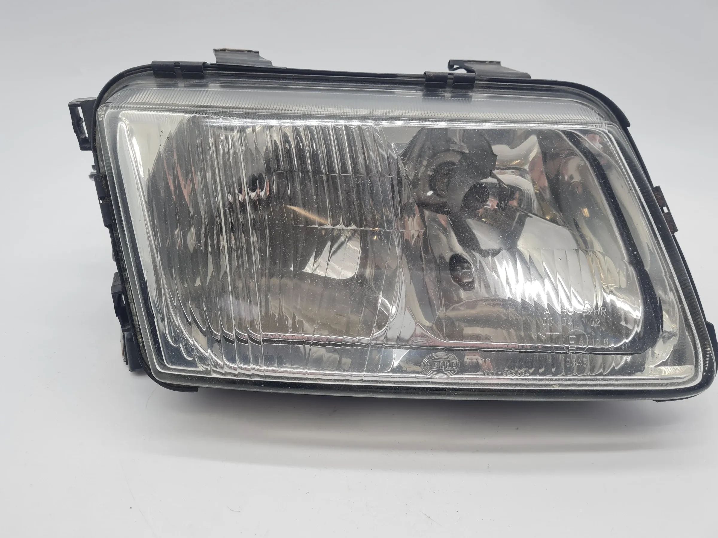 Original Audi A3 (8L1) Scheinwerfer / Frontleuchte Rechts 963 036-00